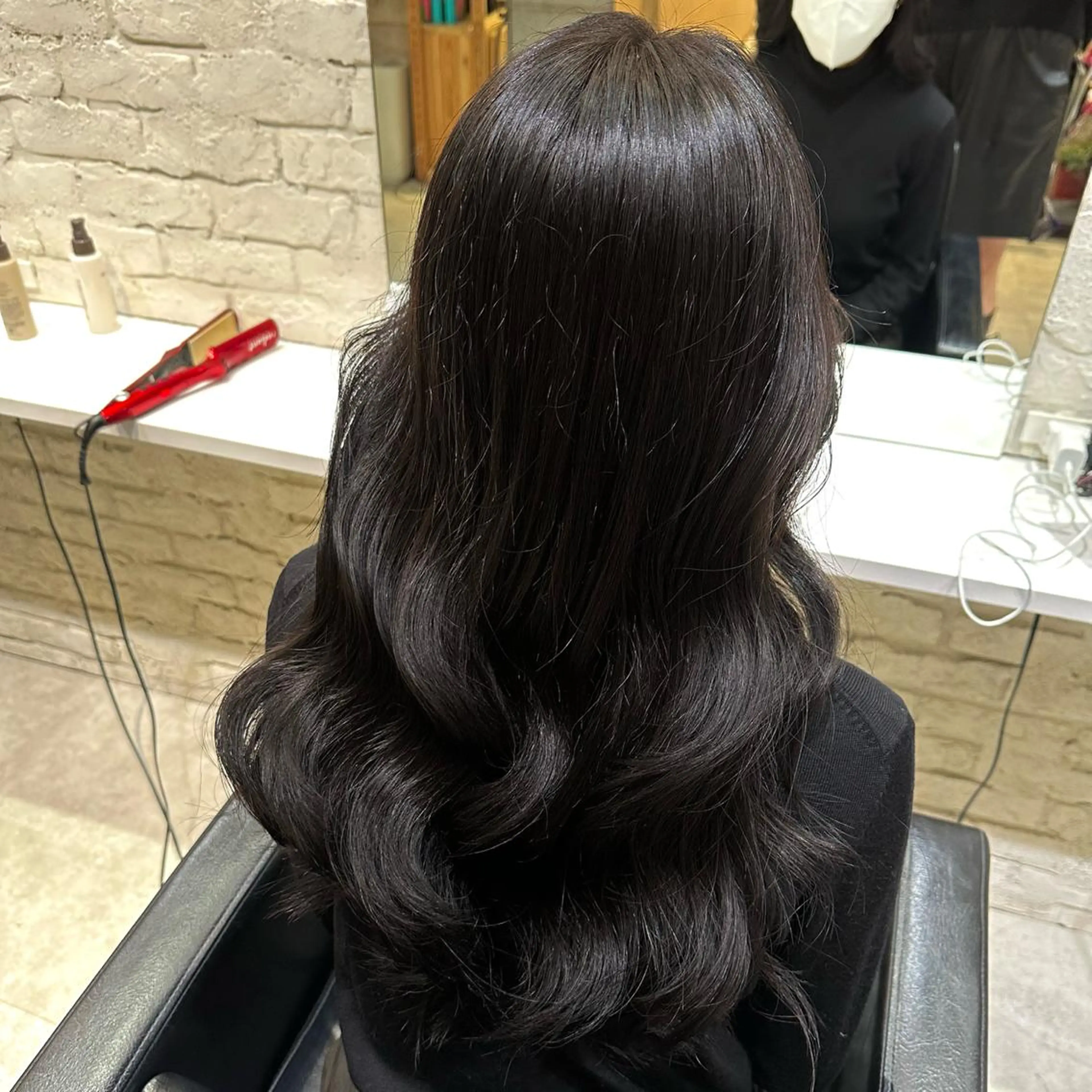 ロング カラー ヘアカラー トリートメント 🖤KURUMI🖤 潤艶・髪質改善のヘアスタイル