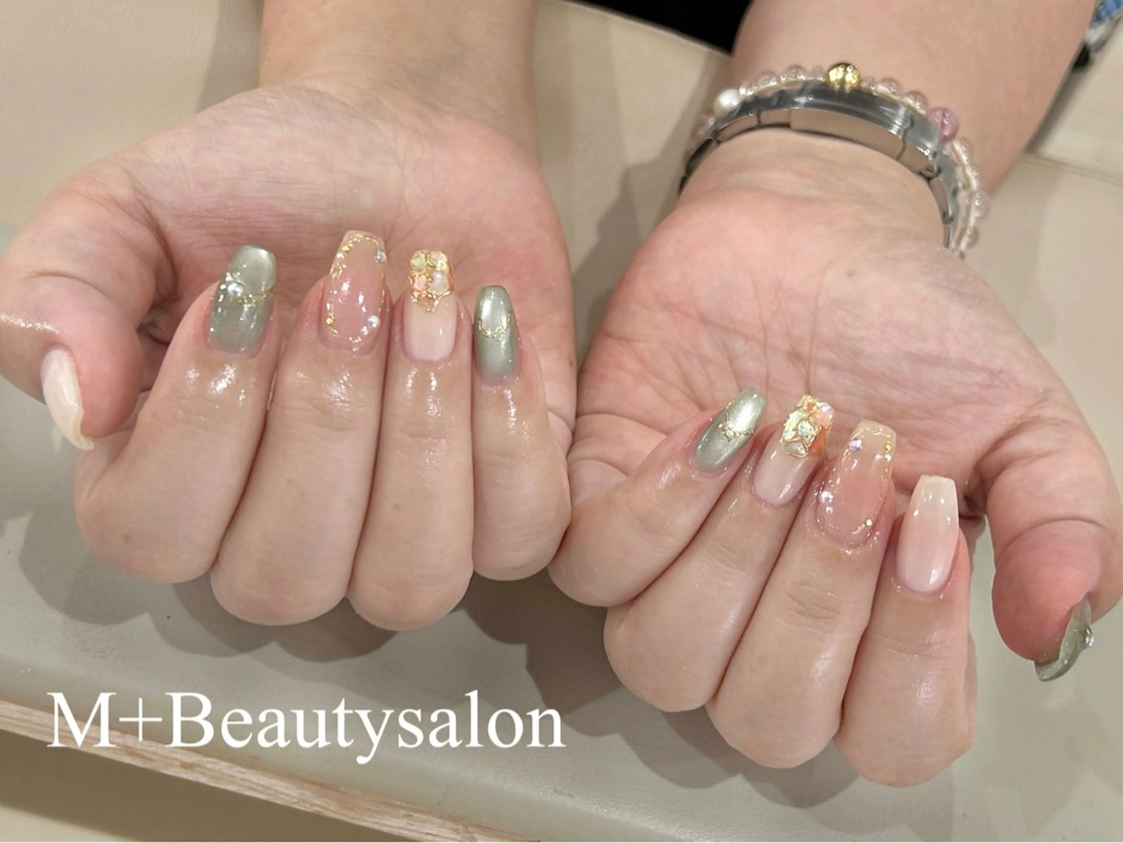 ネイル ハンドネイル M+  Beauty Salonのネイルデザイン