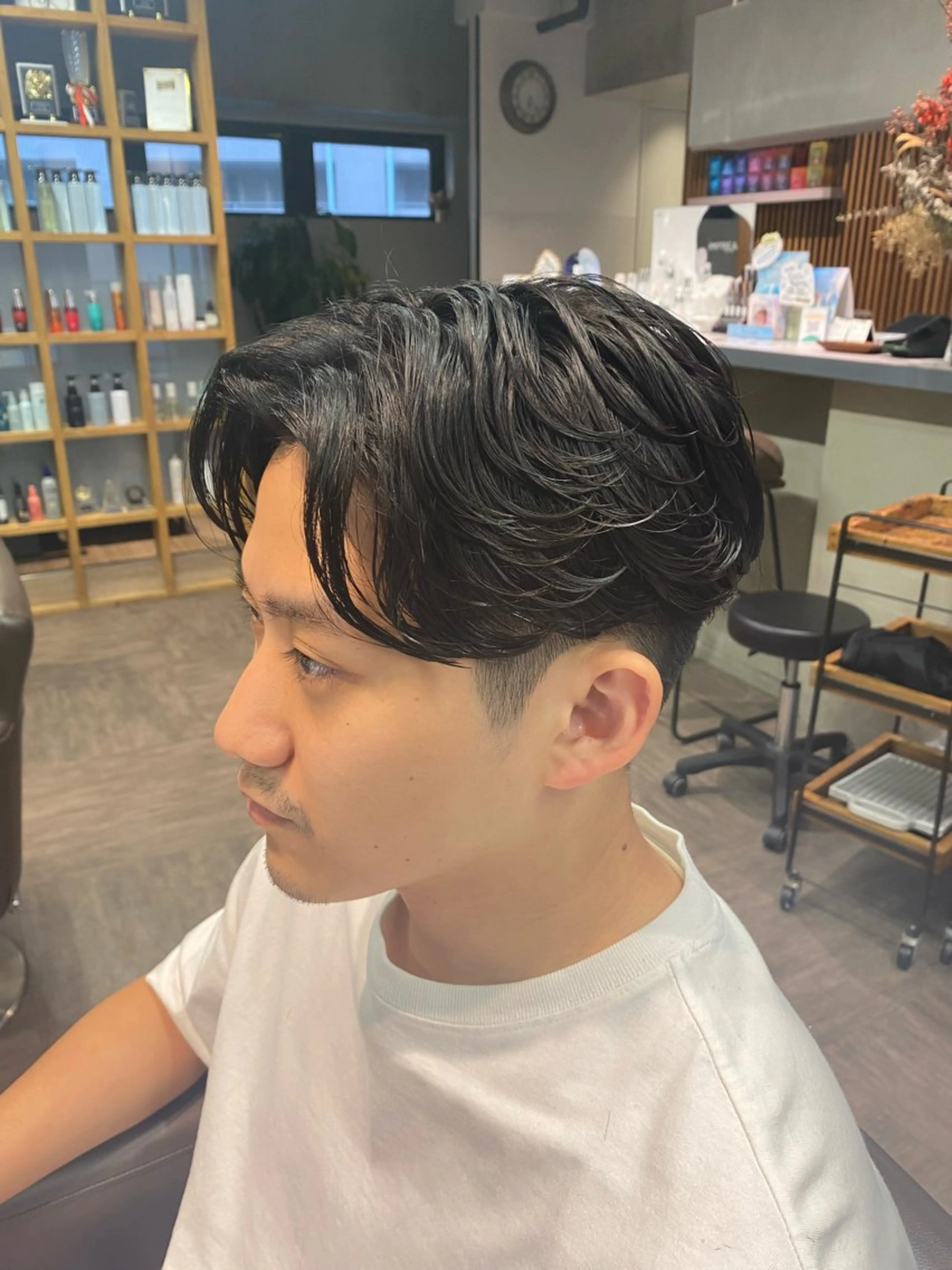 メンズ メンズパーマ 艶暖色カラー🍒 縮毛矯正ほののヘアスタイル