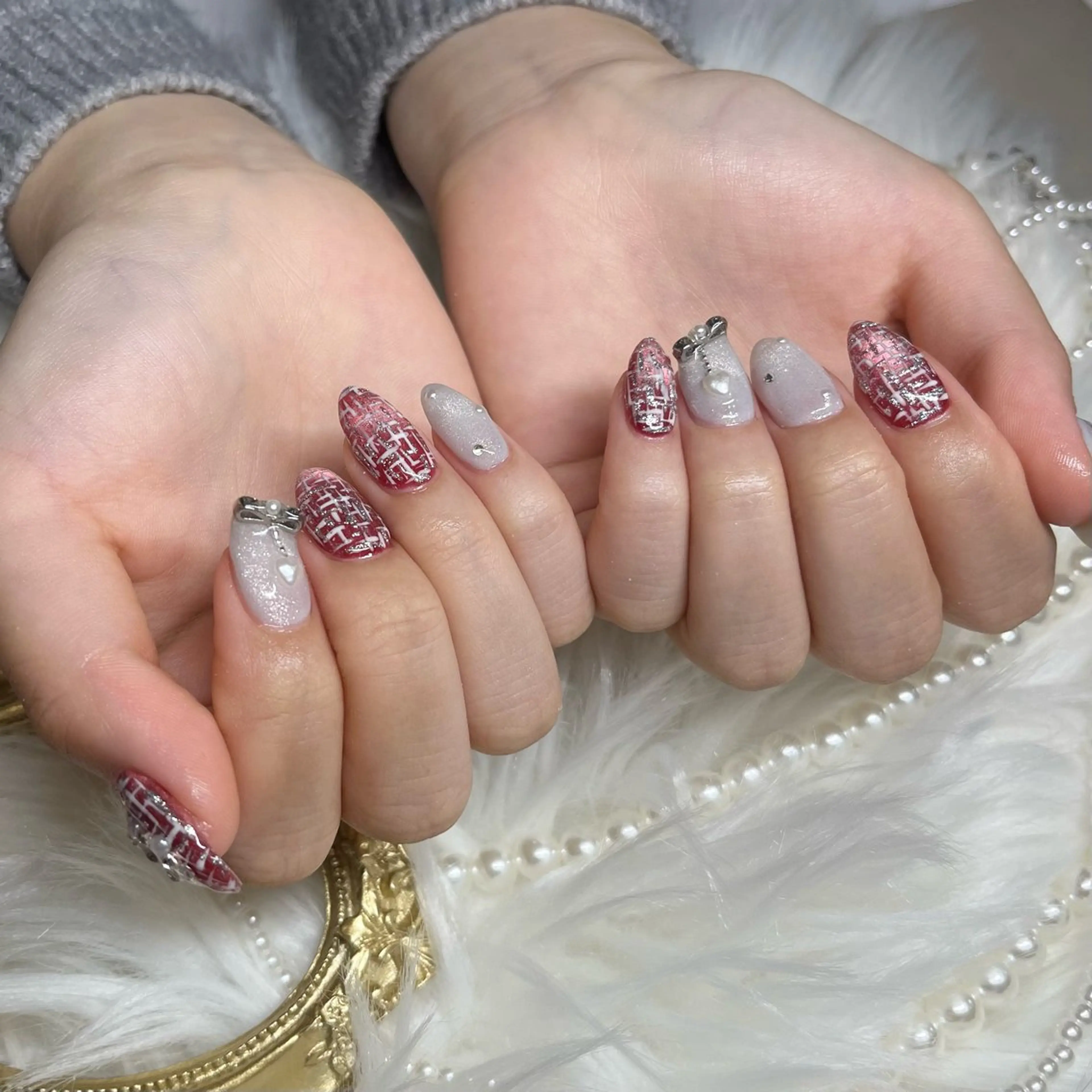 ネイル アートネイル ツイードネイル 冬ネイル クリスマス ハンドネイル Babel新町店 _mao🩵のネイルデザイン