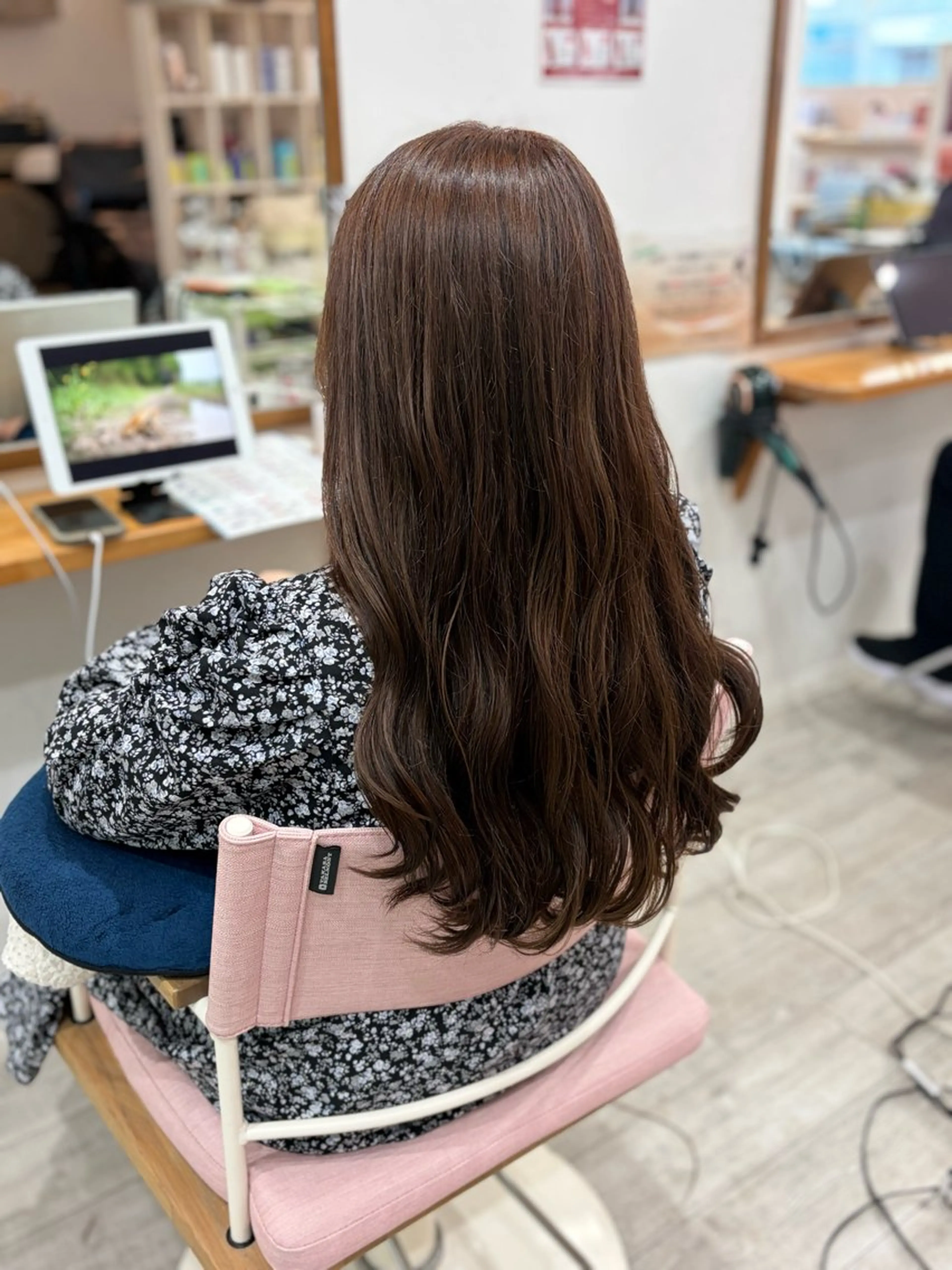 ロング カラー ブラウンカラー 透明感カラー ナチュラルブラウン ヘアカラー ozaki konohaのヘアスタイル