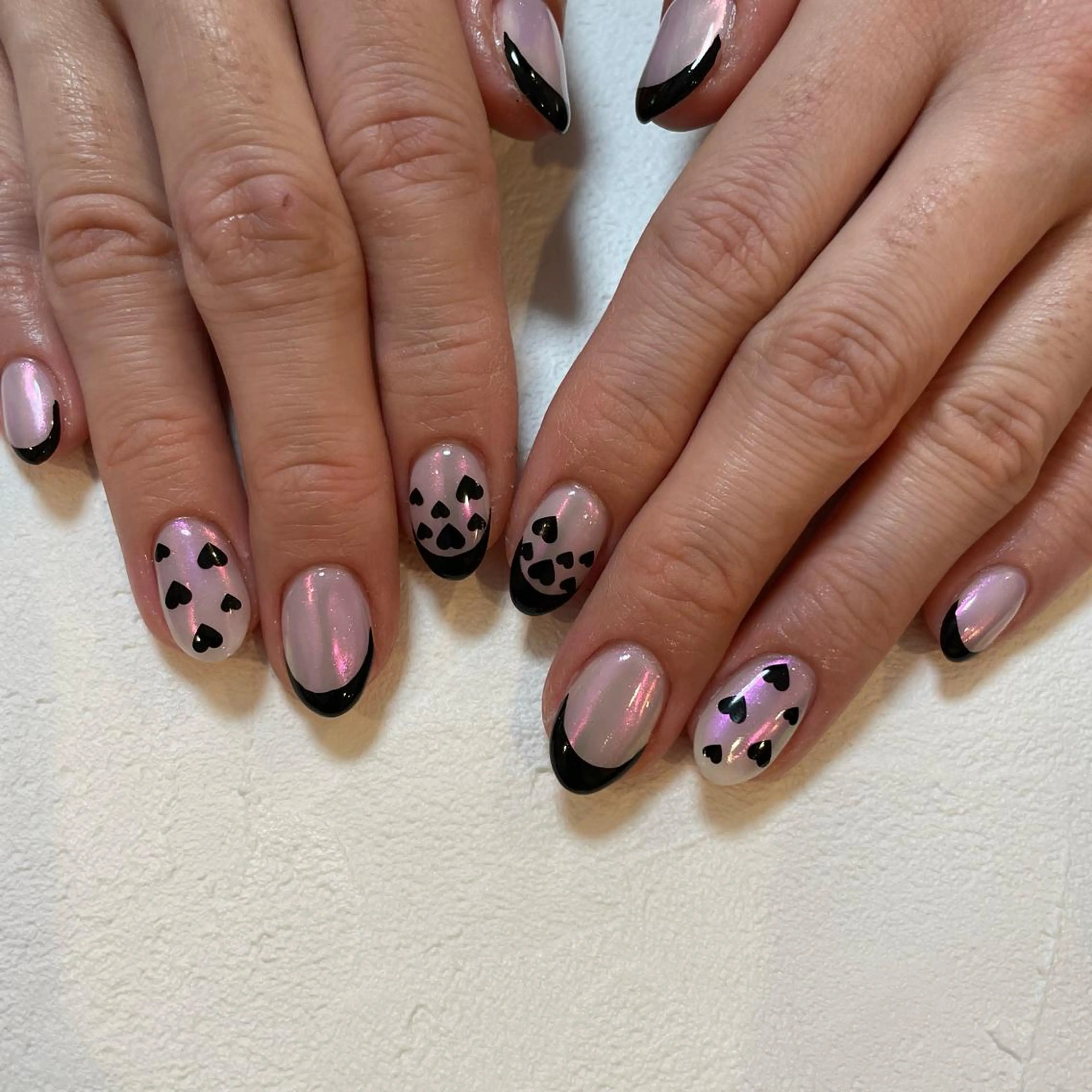 ミディアム ネイル オーロラネイル フレンチネイル Re:st〔リスト〕所属・ayane Re:st〔リスト〕のネイルデザイン