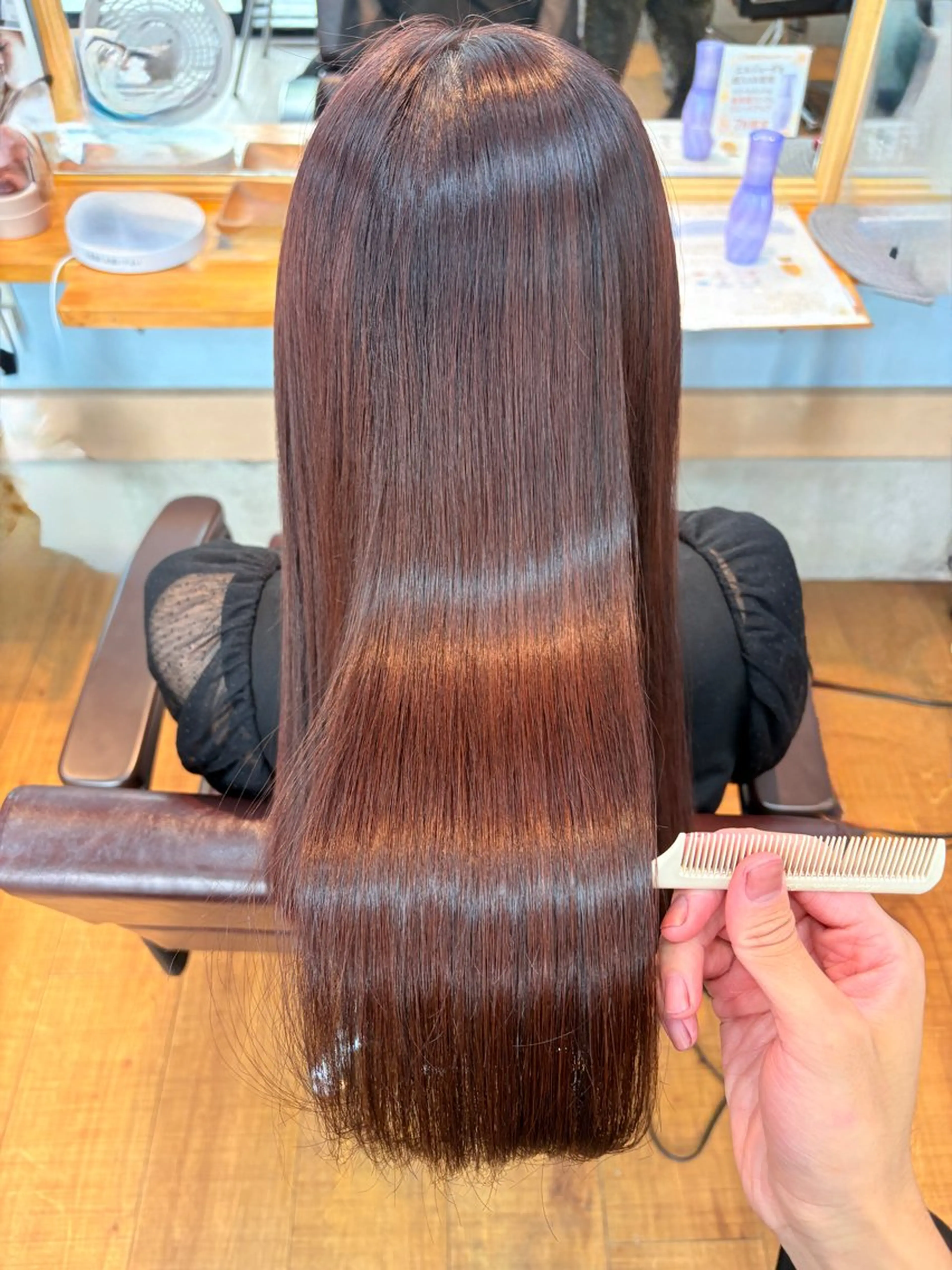 ロング カット 縮毛矯正 トリートメント 髪質改善 UN BLEACHのヘアスタイル