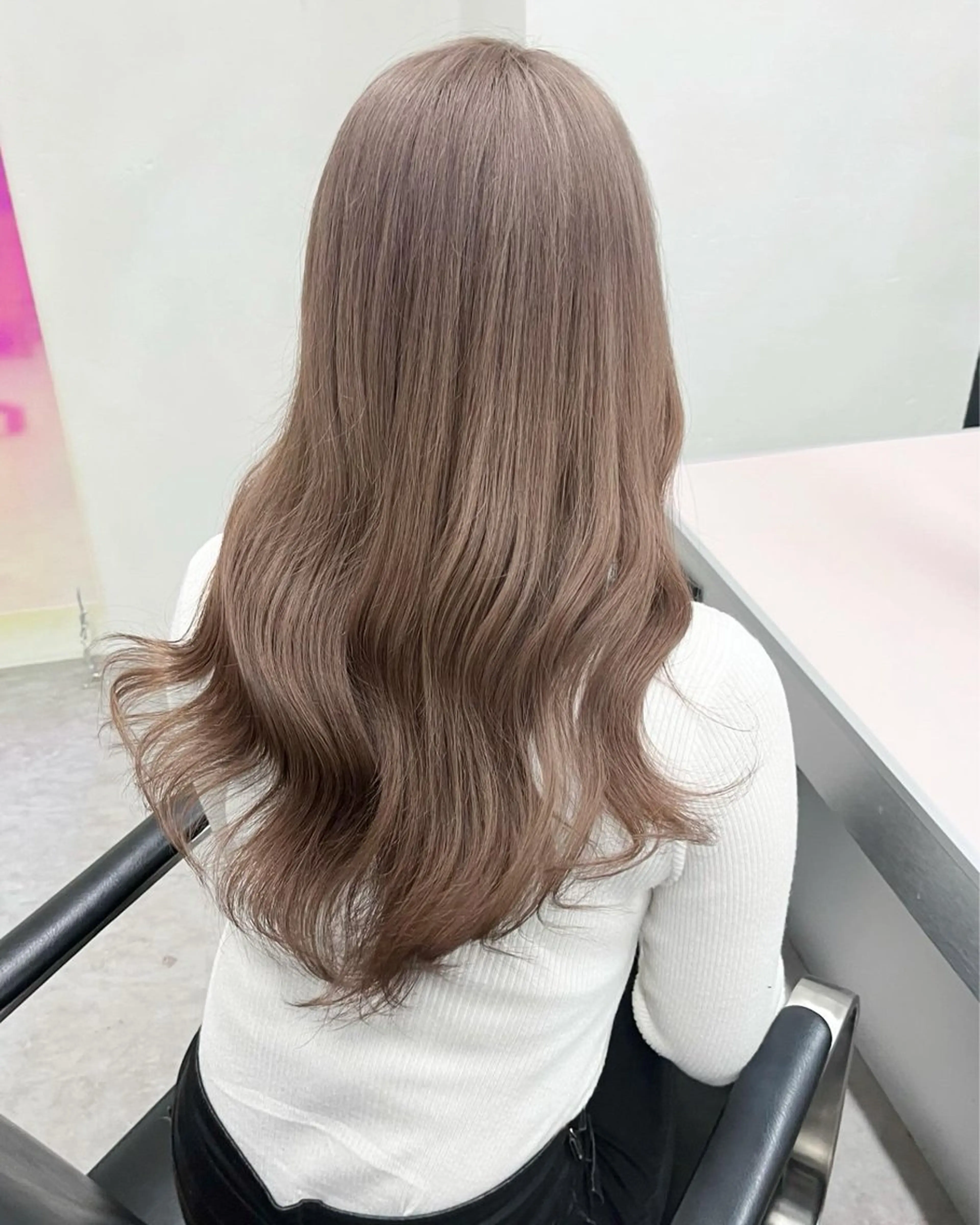 ロング 🩷Yui🩷 大人可愛い艶カラーのヘアスタイル