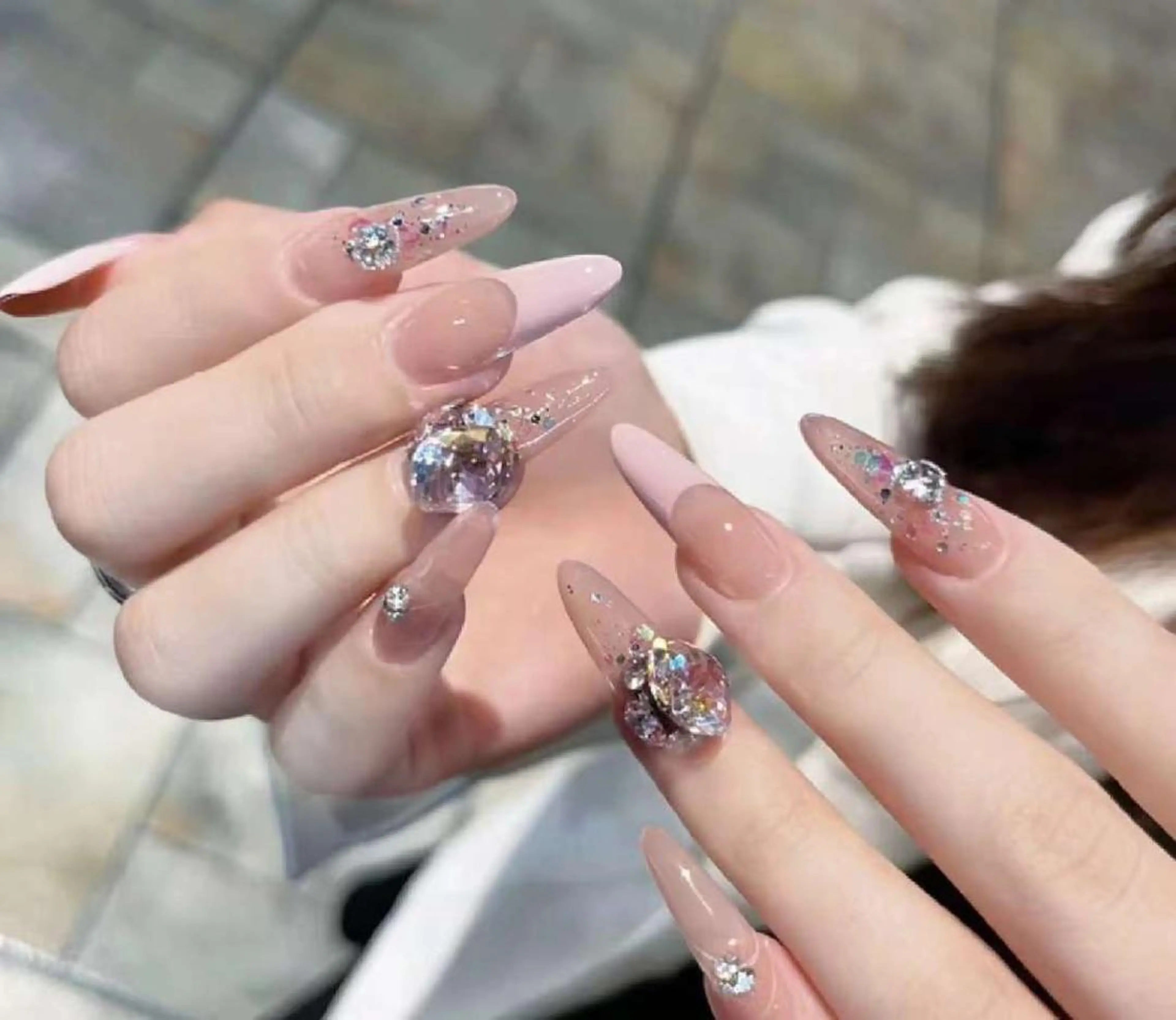 ネイル VIVIAN リサのネイルデザイン