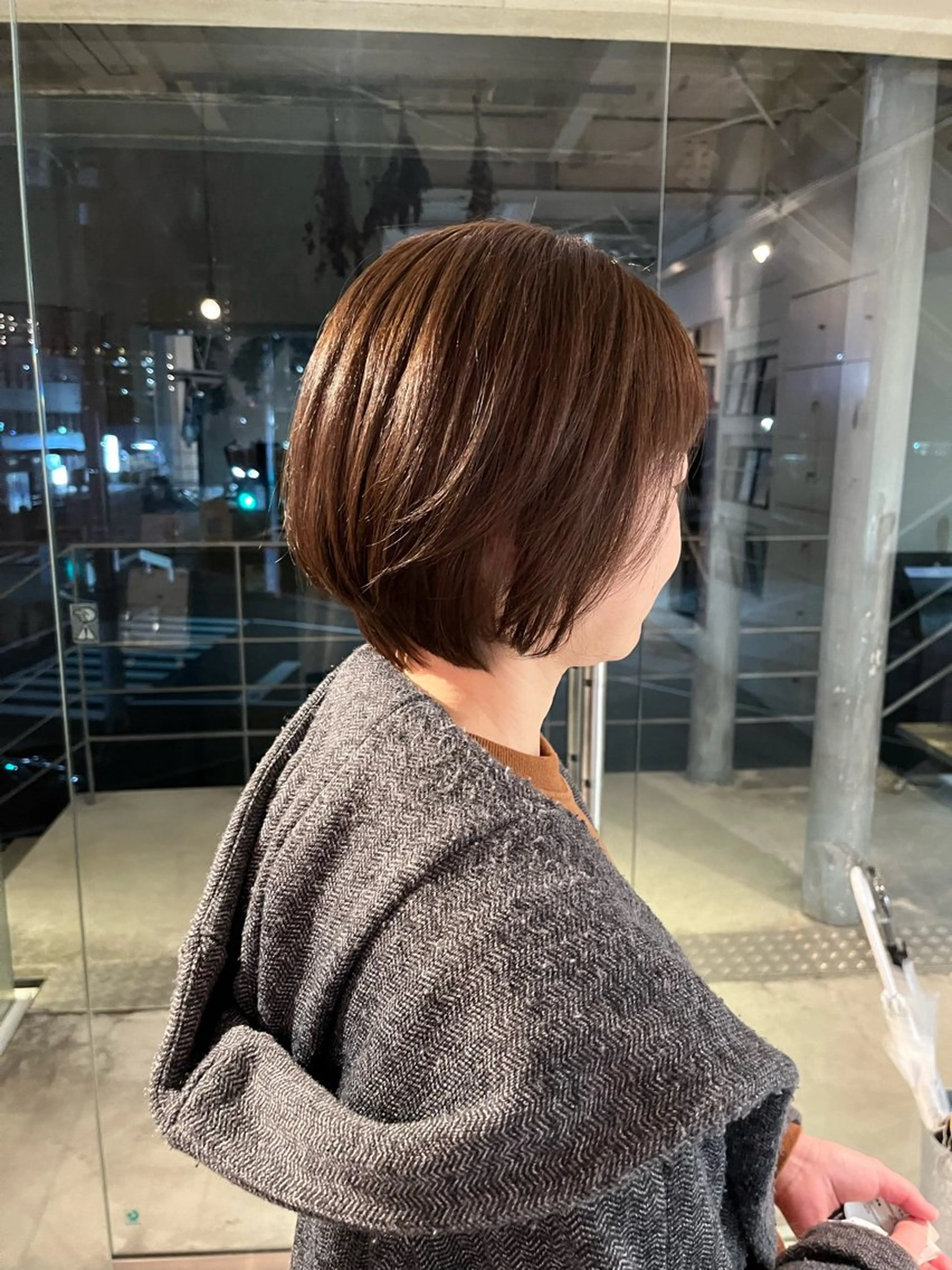 ショート カラー 安江 結菜のヘアスタイル