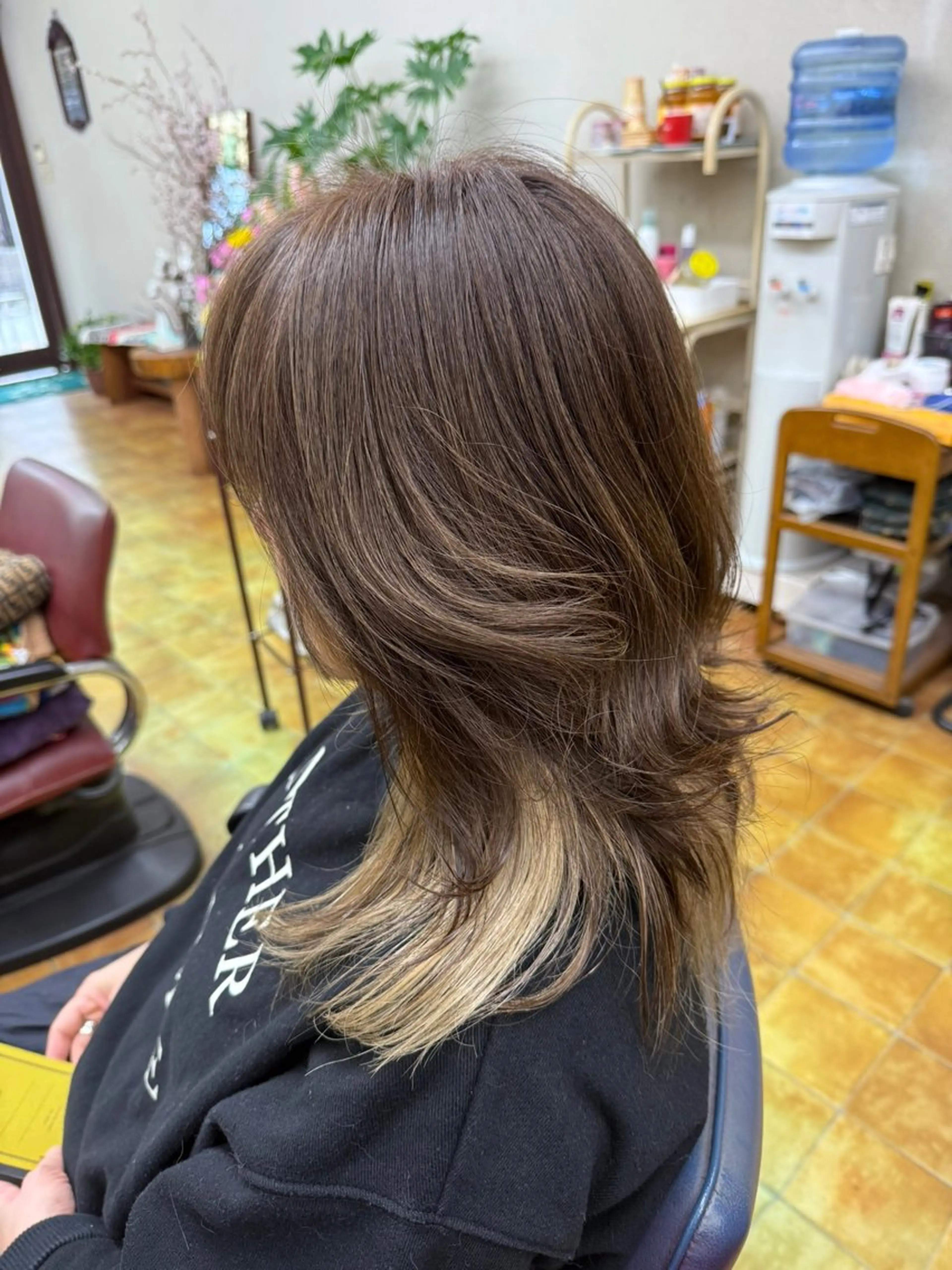 セミロング カラー インナーカラー レイヤーカット 髙橋 さくらのヘアスタイル
