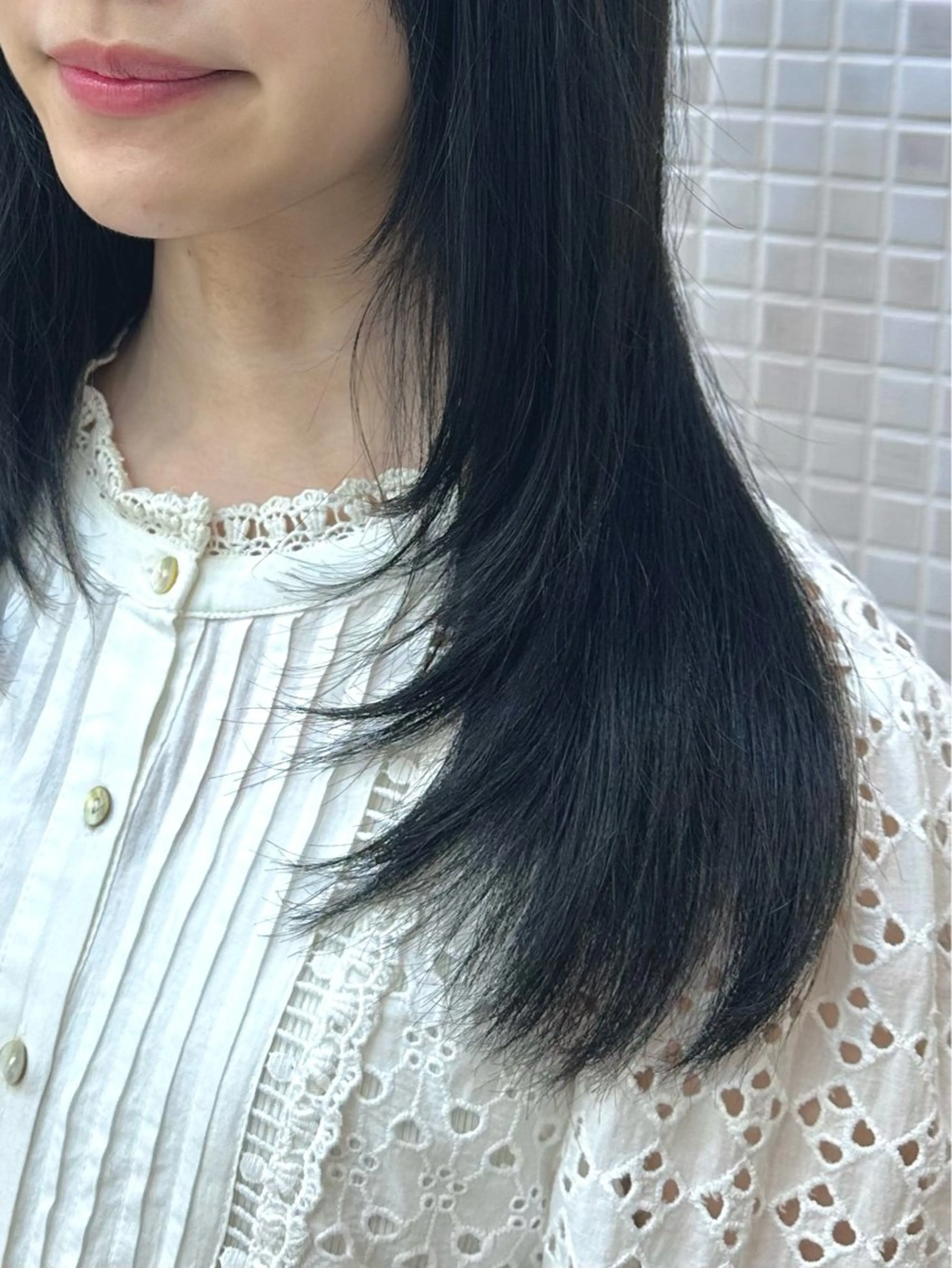 ロング カラー 顔まわりレイヤー 顔周りカット レイヤーカット ワンホンレイヤー 髪質改善・艶髪カラー 🌷miku🌷のヘアスタイル