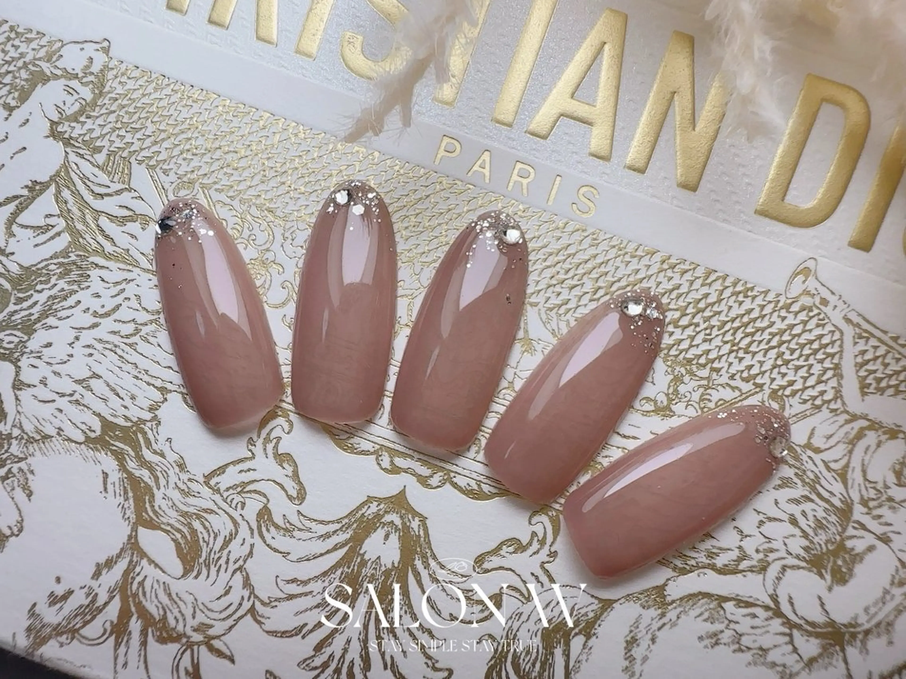 ネイル ワンカラーネイル シンプルネイル ハンドネイル SALON W✨ momoのネイルデザイン