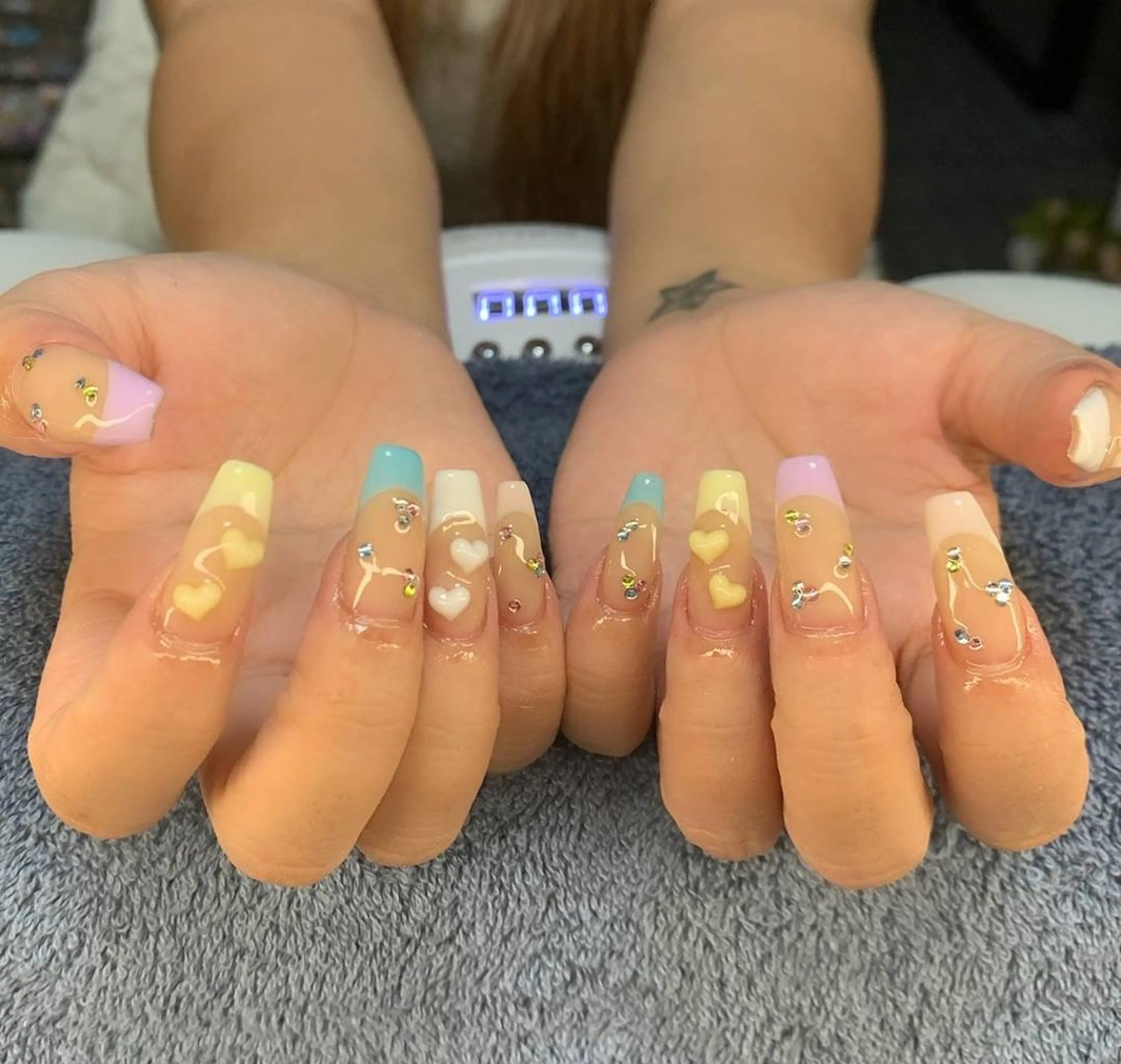 ネイル ハンドネイル フットネイル MHR nailのネイルデザイン
