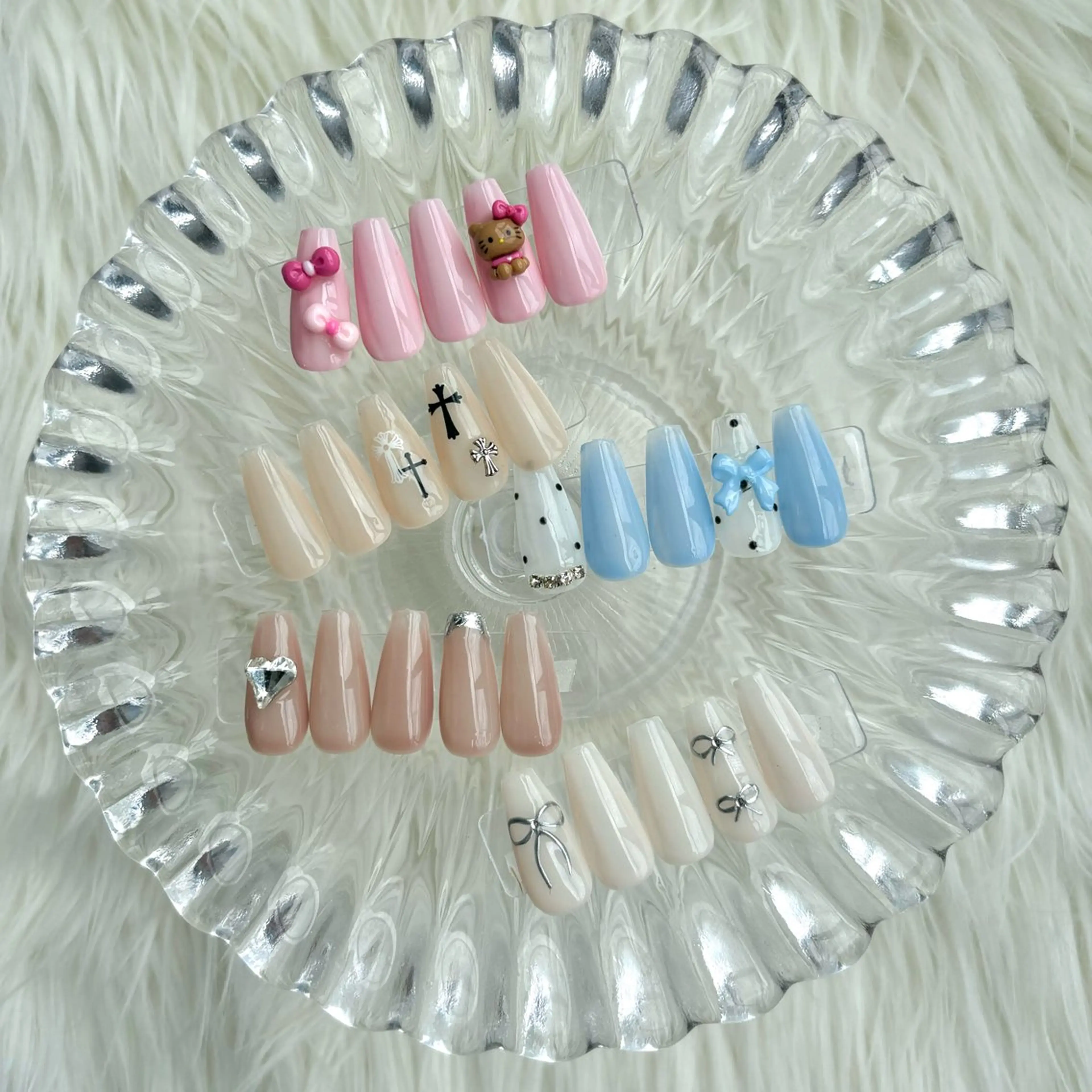 ネイル ハンドネイル Sii nail 🤍SAKIのネイルデザイン