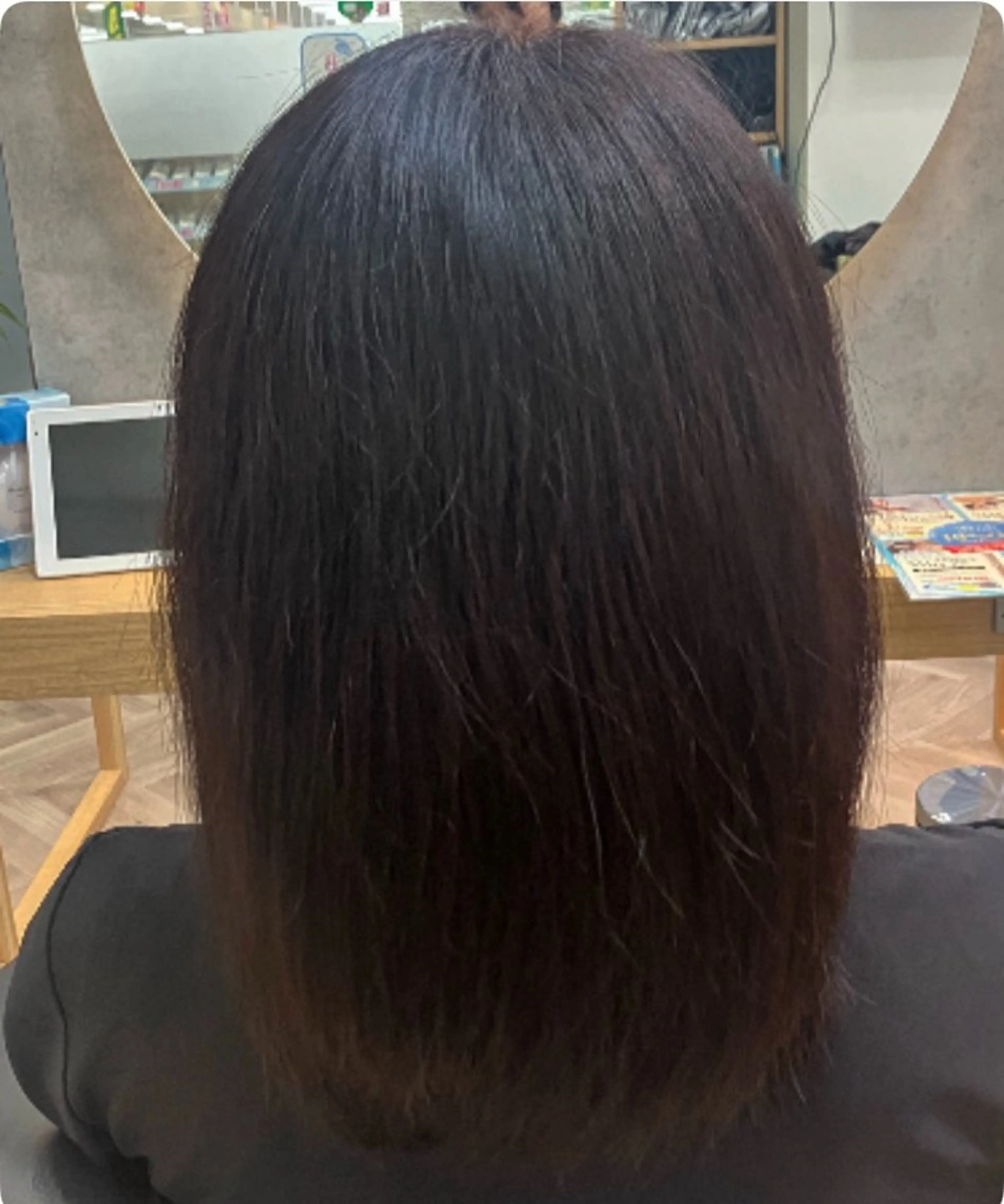 ミディアム カラー せと みずはのヘアスタイル