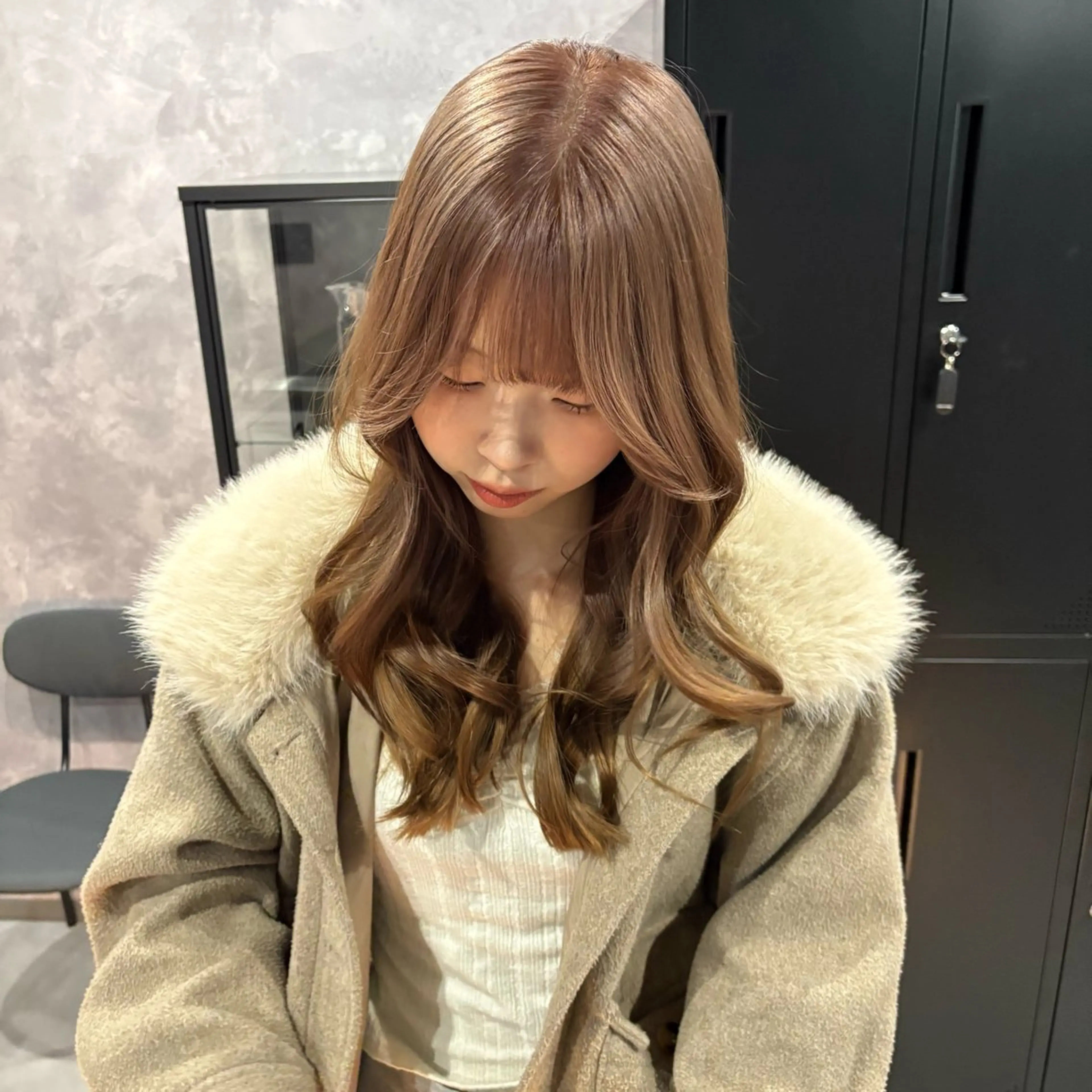 ロング カラー ブリーチ ブラウンカラー 透明感カラー ヘアカラー トリートメント nameless miichiのヘアスタイル