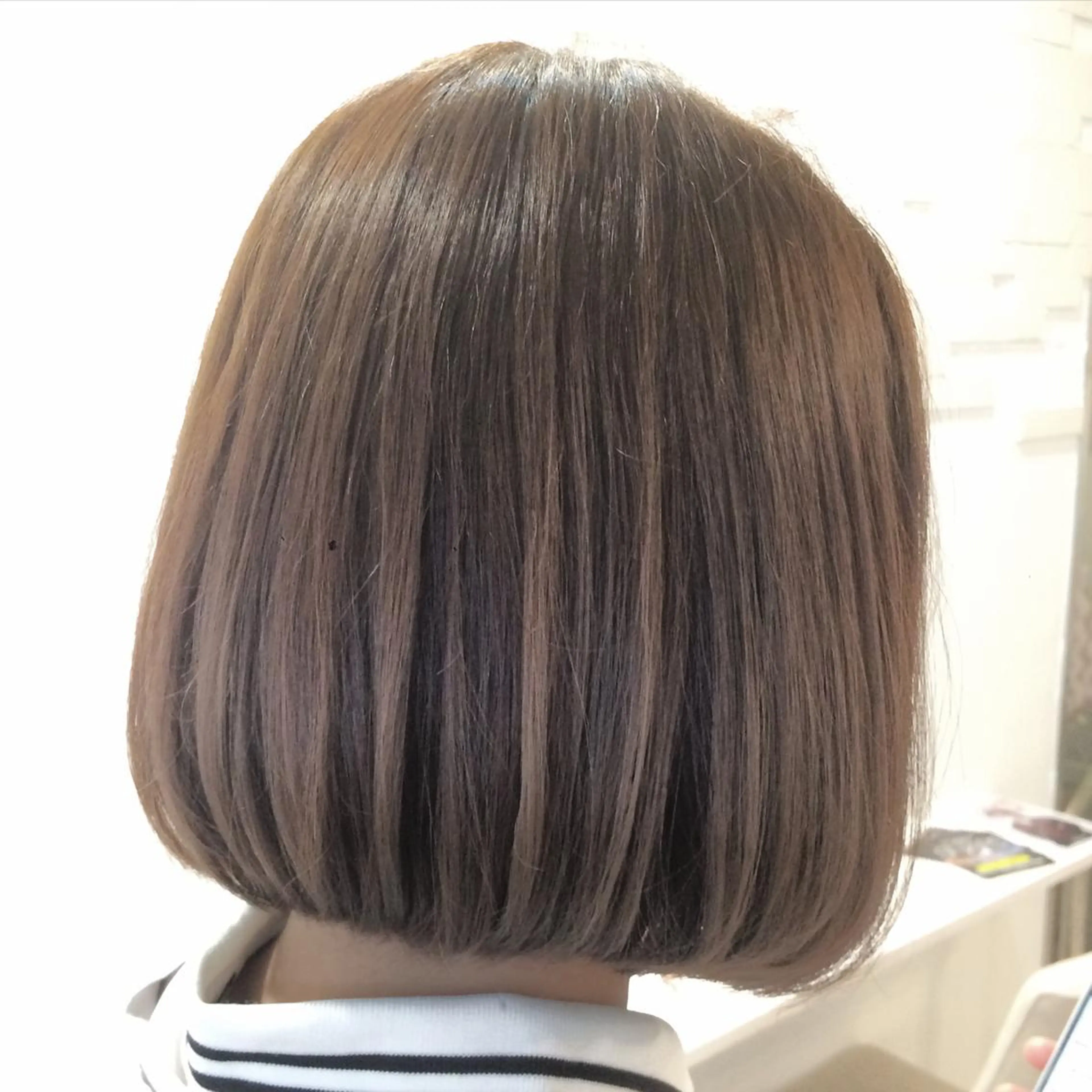 カラー アッシュ アッシュグレー アッシュグレージュ グレージュ エクステ（レミー毛） NINEのヘアスタイル