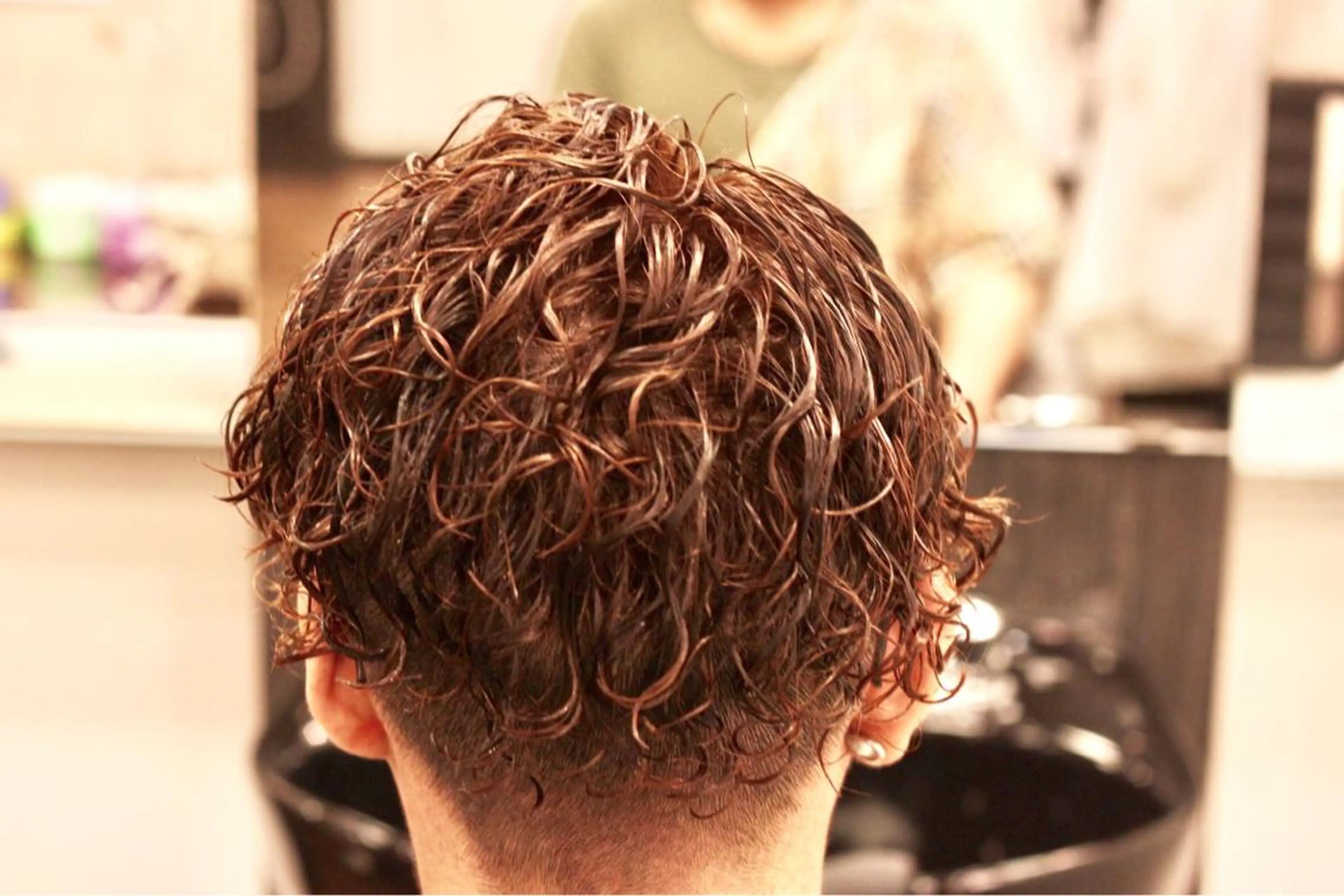 ミディアム パーマ メンズ ミディアムパーマ メンズパーマ スパイラルパーマ 前田賢生 ご新規様はNGのヘアスタイル