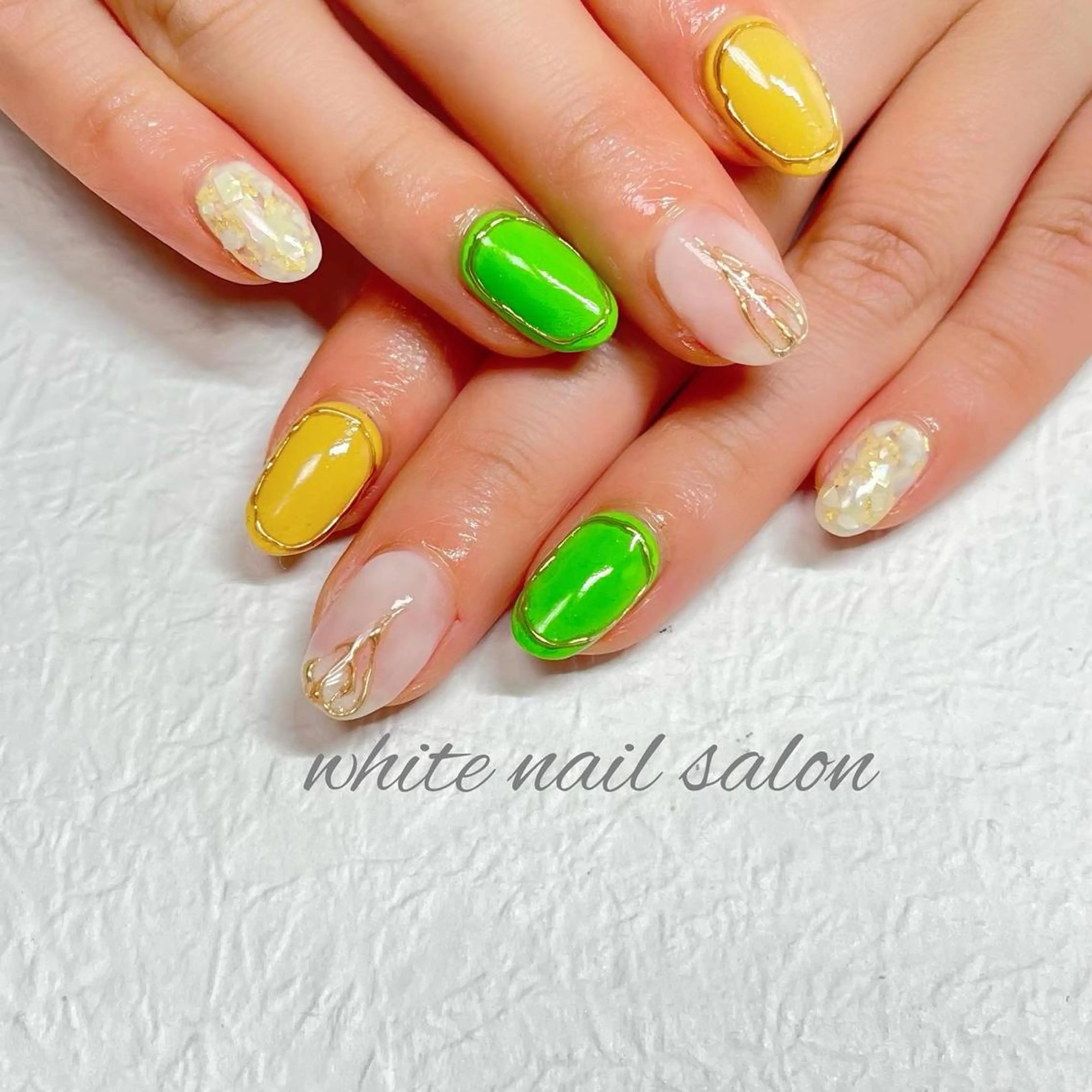 ネイル ジェルネイル ハードジェル ラメ(グリッター) 持ち込み ソフトジェル ハンドネイル white nail salonのネイルデザイン