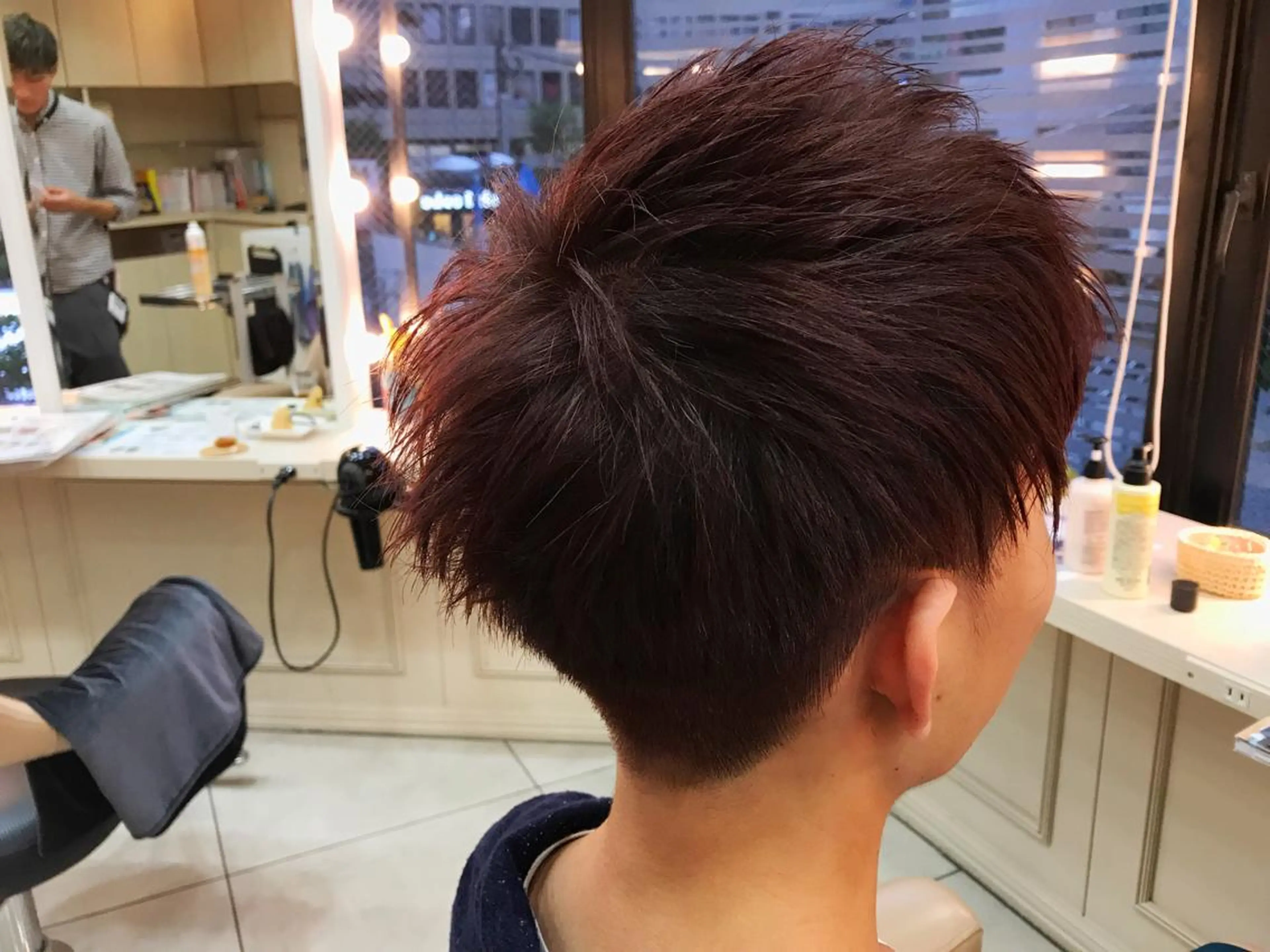 ショート カラー メンズ 吉岡 三四朗のヘアスタイル
