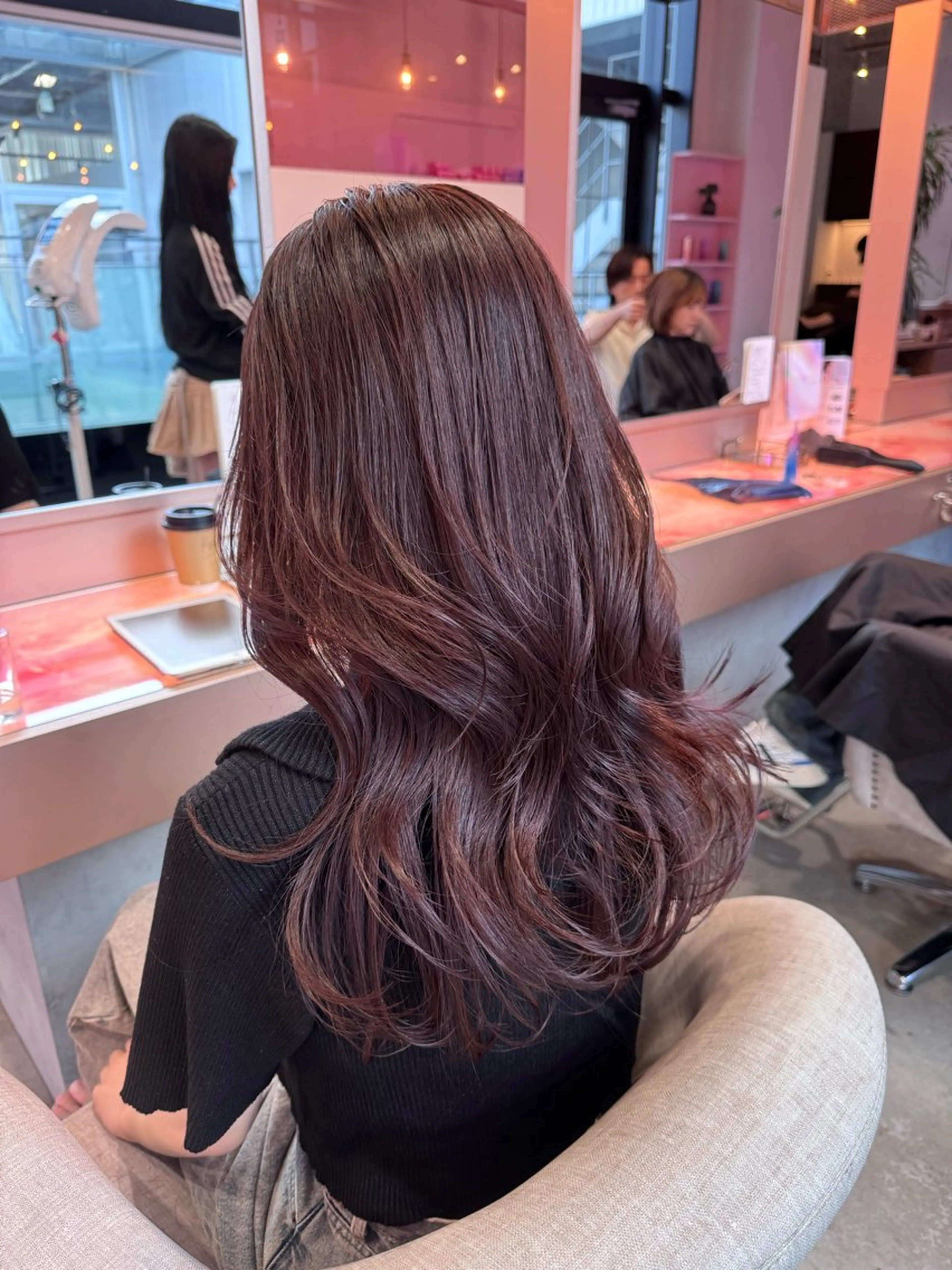 ロング カット ヘアカラー wixymimi　hair salon所属・艶カラー✨レイヤー 𝐚𝐲𝐚𝐤𝐚のヘアスタイル