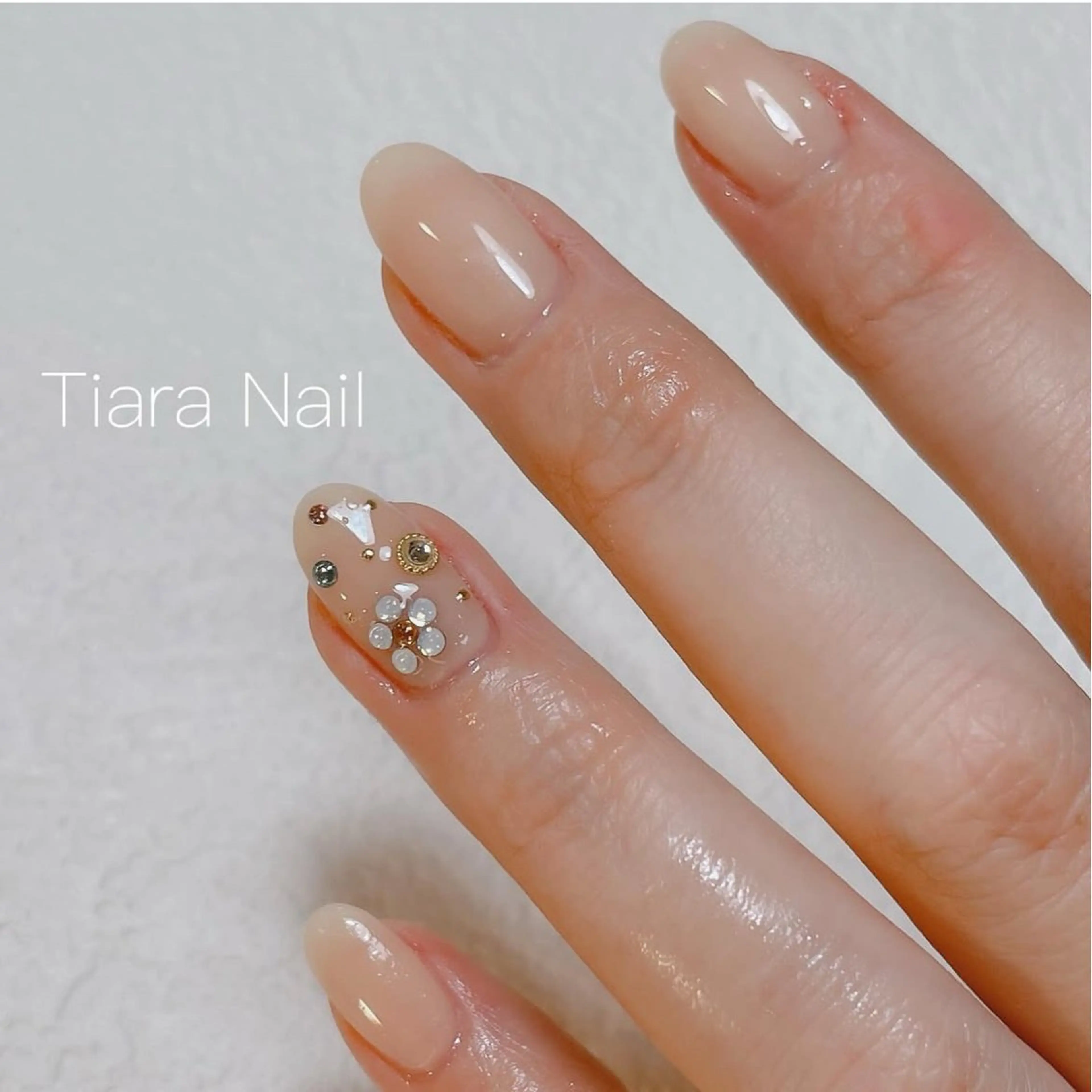 オフなし！ワンカラー🩷1本アート付きの写真