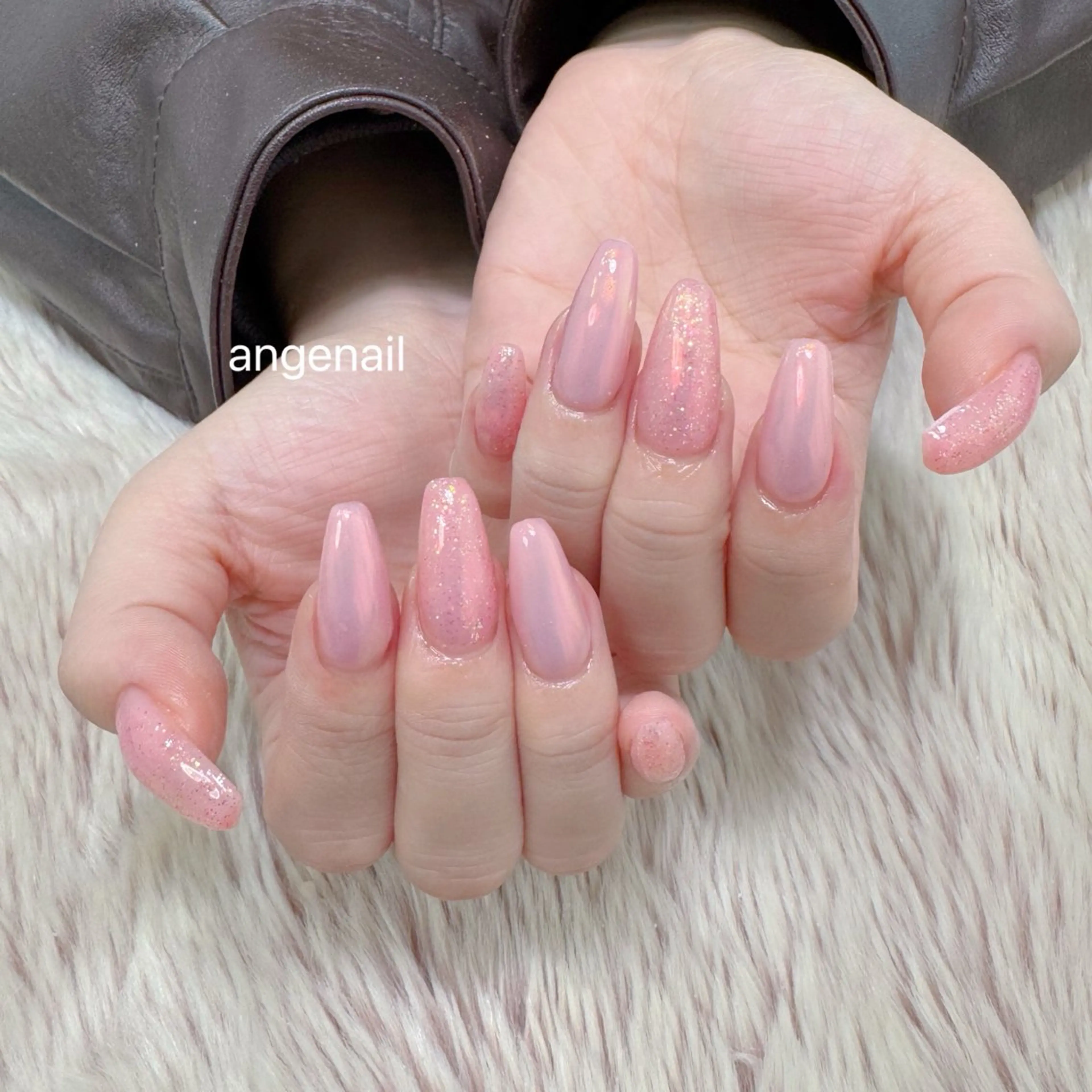 ネイル ハンドネイル オーナーネイリスト MAKIのネイルデザイン