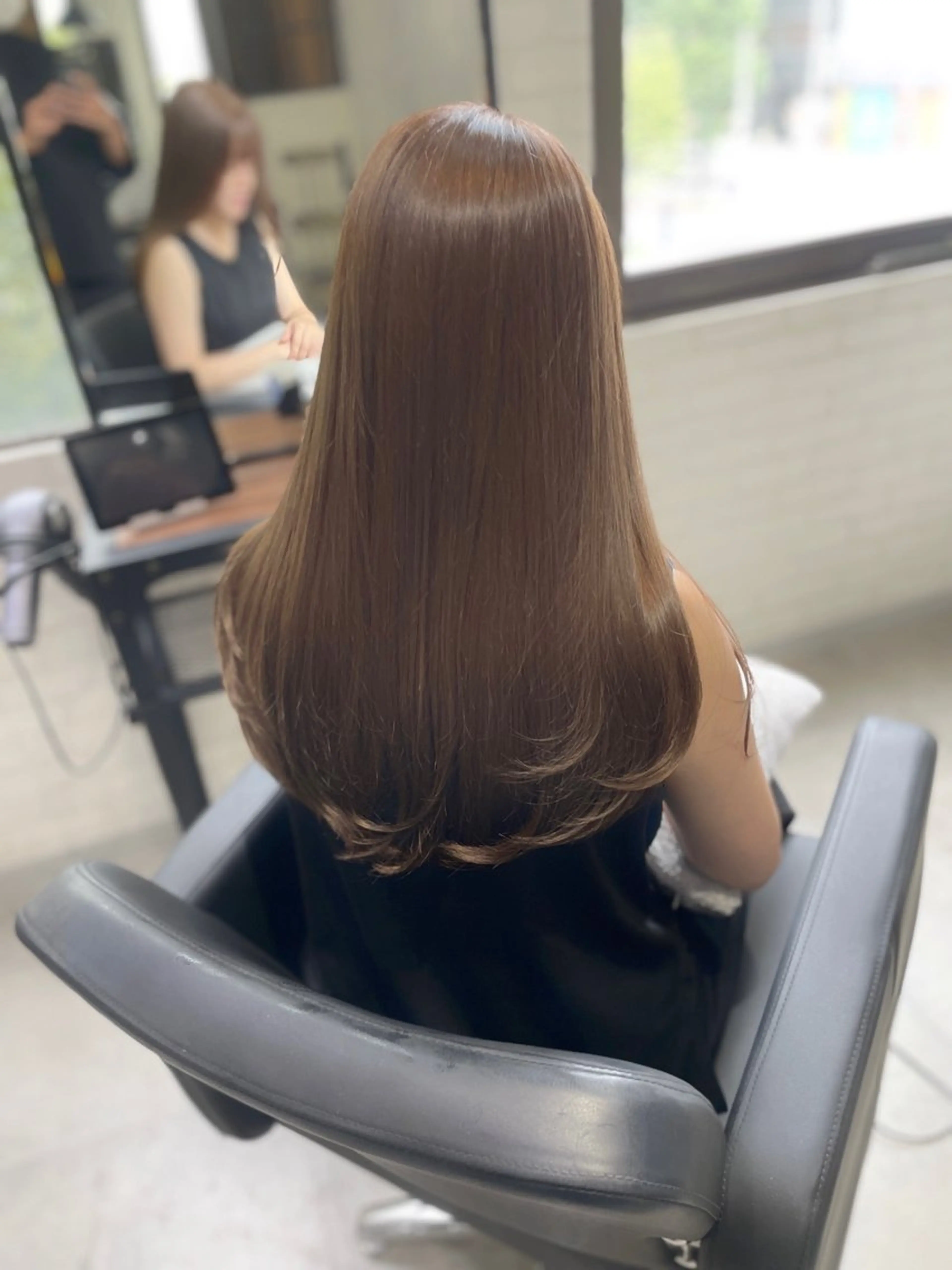 ロング レイヤーカット カット ヘアカラー トリートメント 杉野友彦/髪質改善 Zina博多店店長のヘアスタイル
