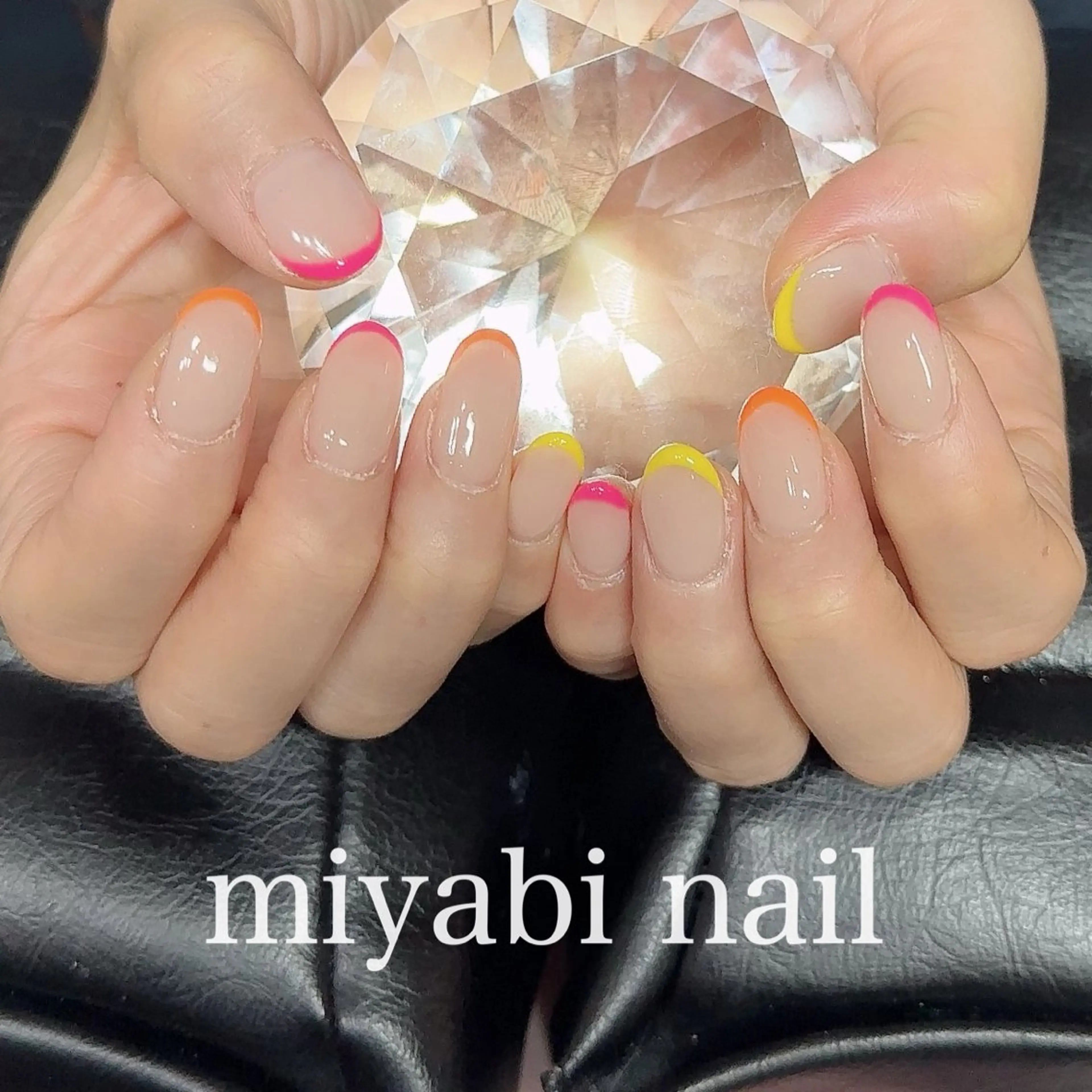 ネイル フレンチネイル ジェルネイル 持ち込み オレンジ ピンク ハンドネイル miyabi nail 桂川駅近くのネイルデザイン