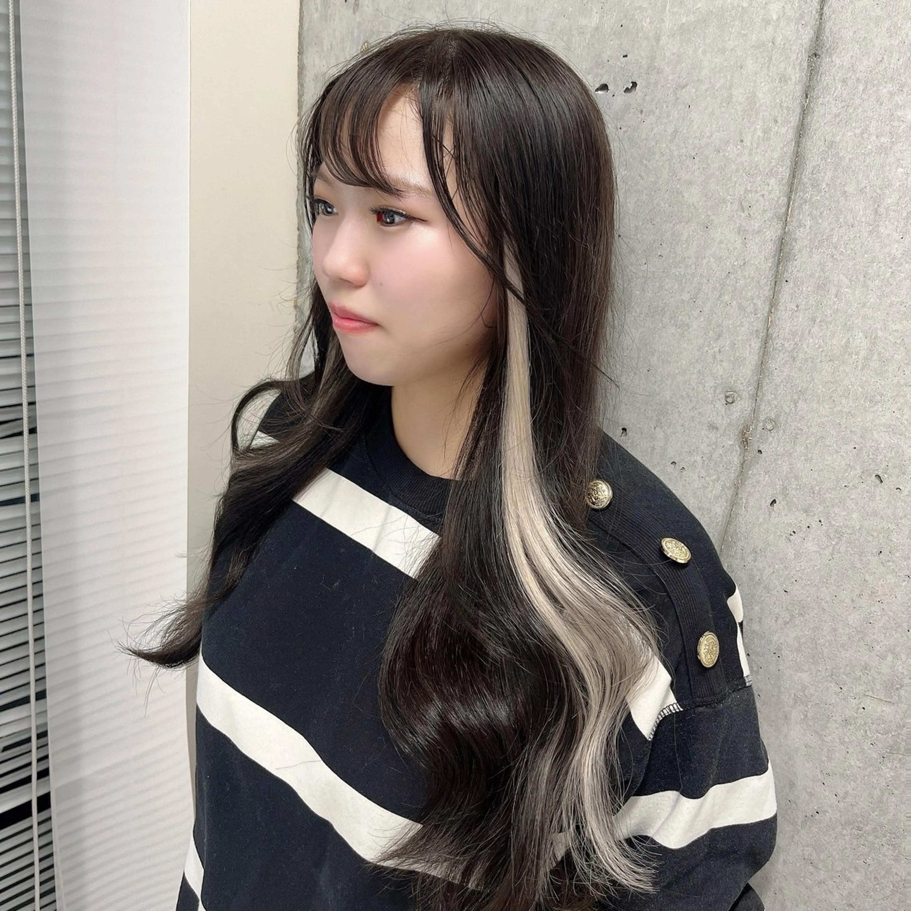 ロング シールエクステ エクステ エクステ りおな/エクステ /ハイトーンカラーのヘアスタイル