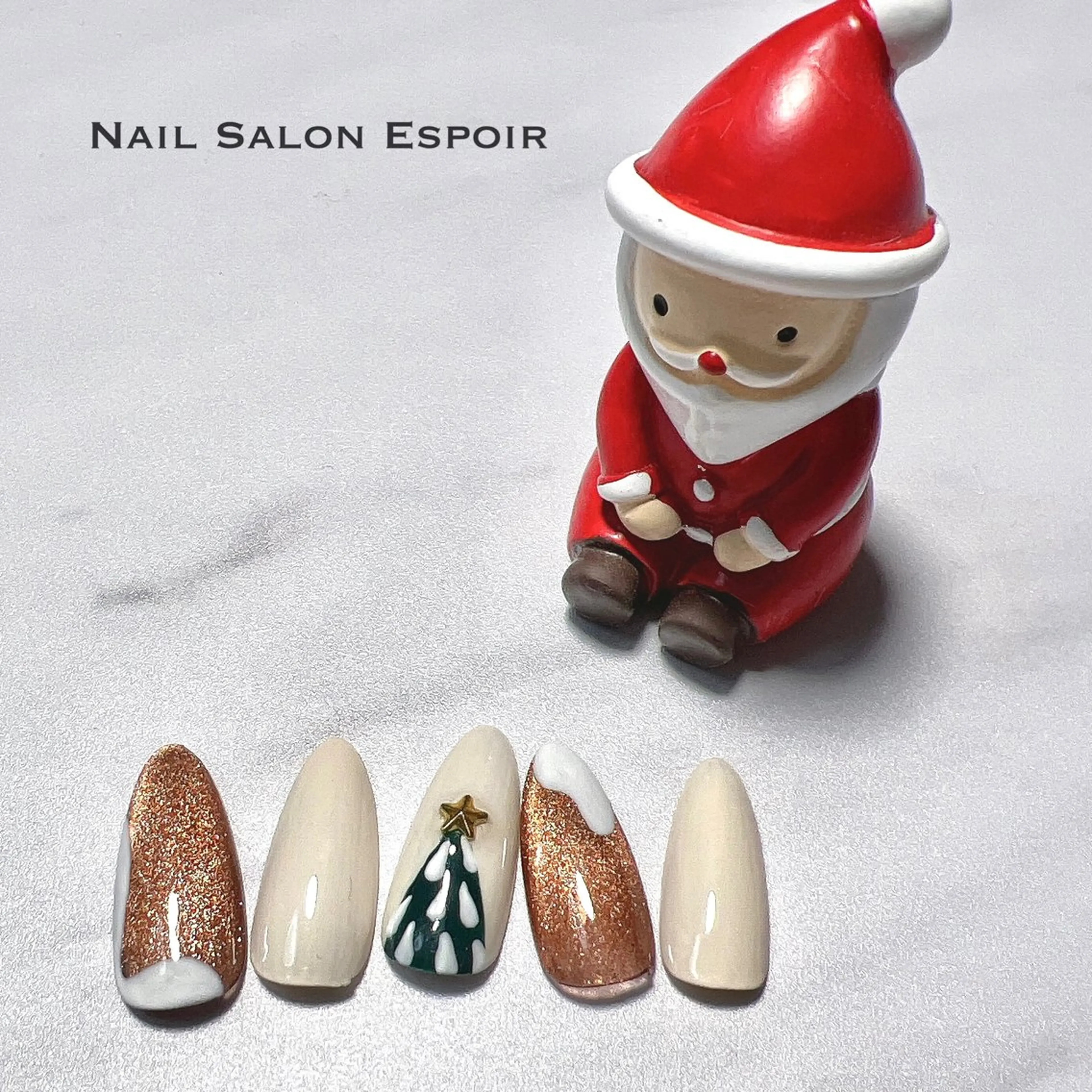 ネイル 冬ネイル クリスマス ハンドネイル Nail Salon Espoir所属・上條 優希のネイルデザイン