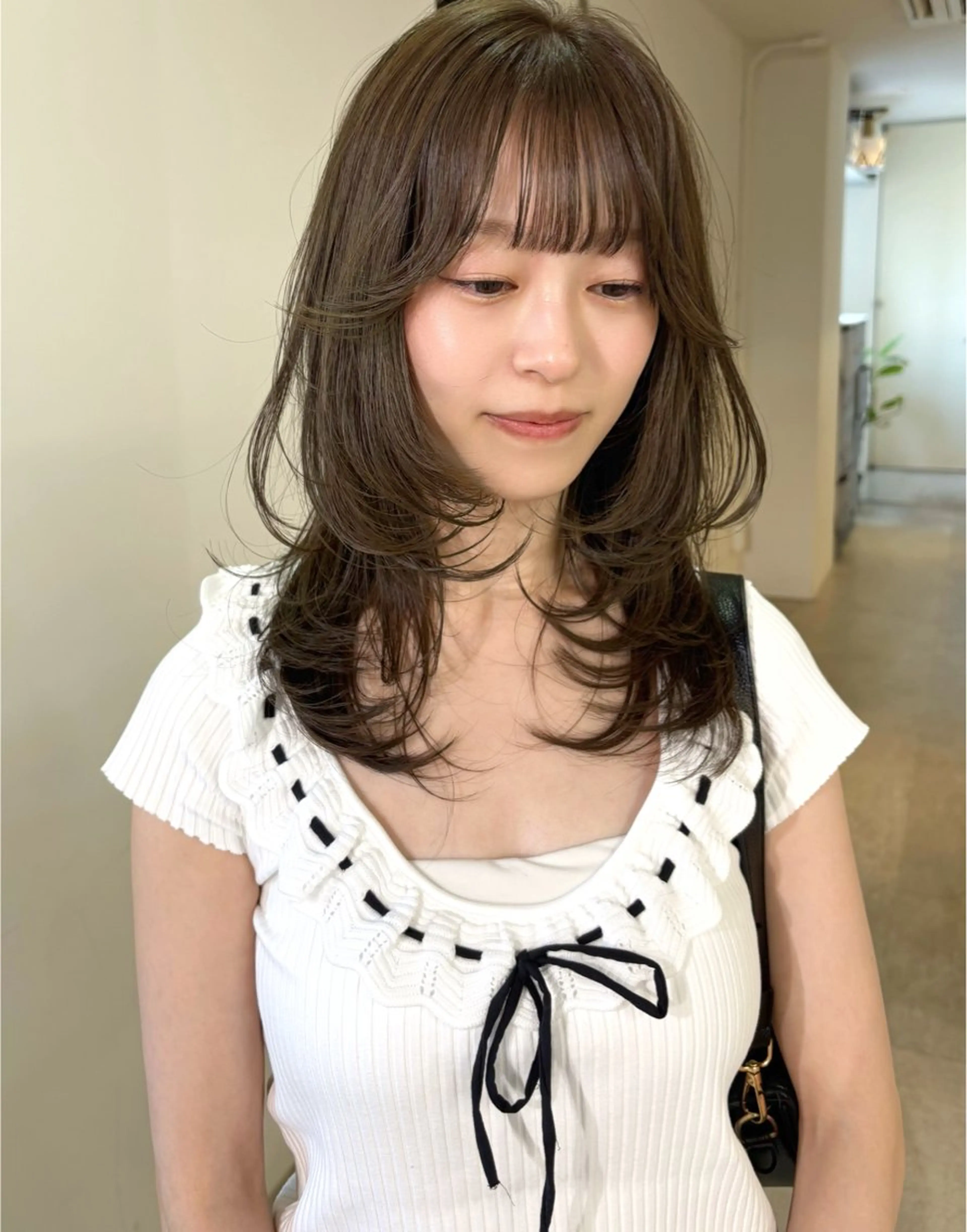 ミディアム カラー ブリーチ 透明感カラー ブリーチなしカラー カット ヘアカラー mizuki/ピンク ベージュ.レイヤーのヘアスタイル
