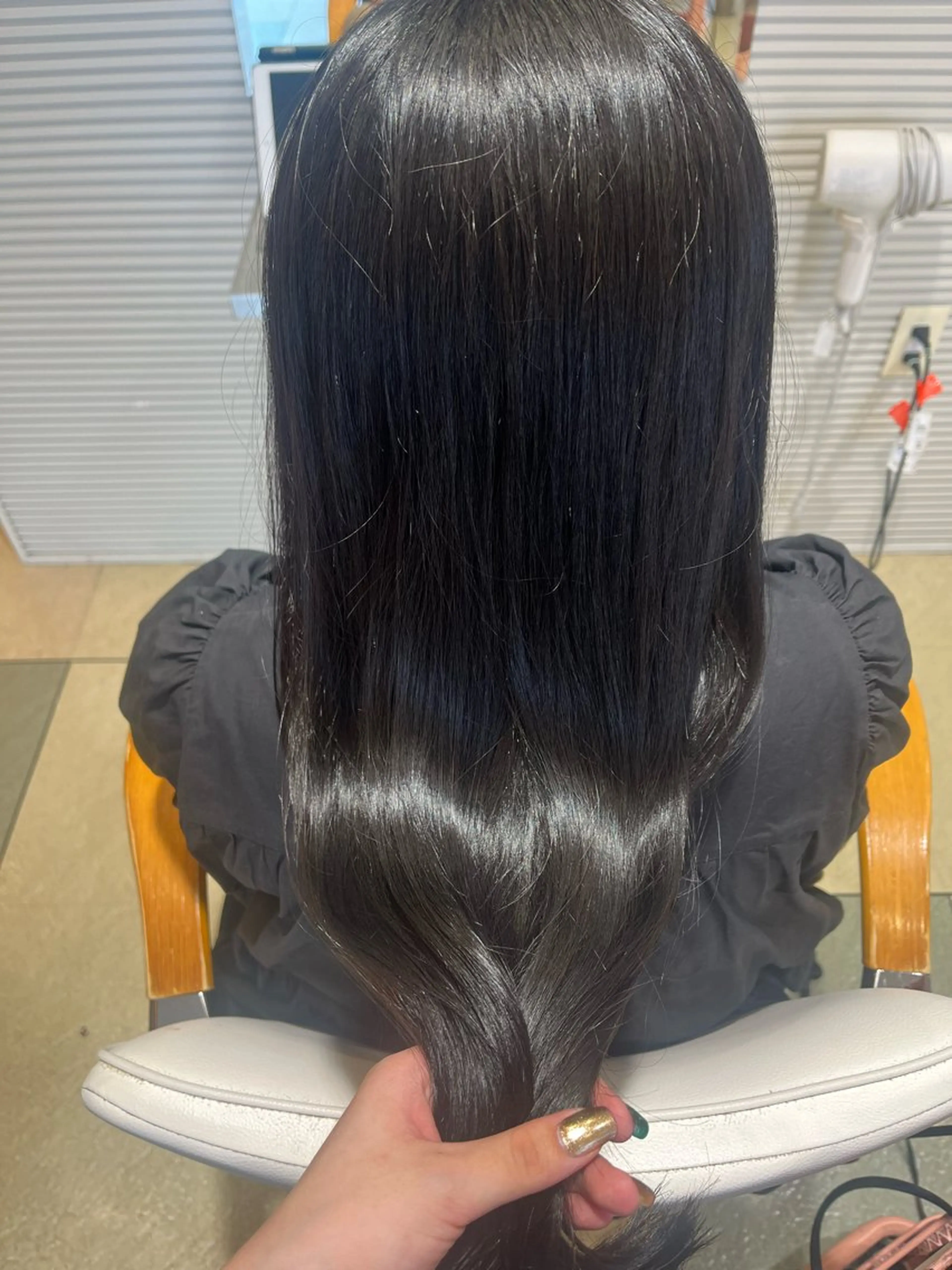 ロング カラー カット ヘアカラー トリートメント ベージュカラー⌇﻿ くびれヘア.𐙚心音のヘアスタイル