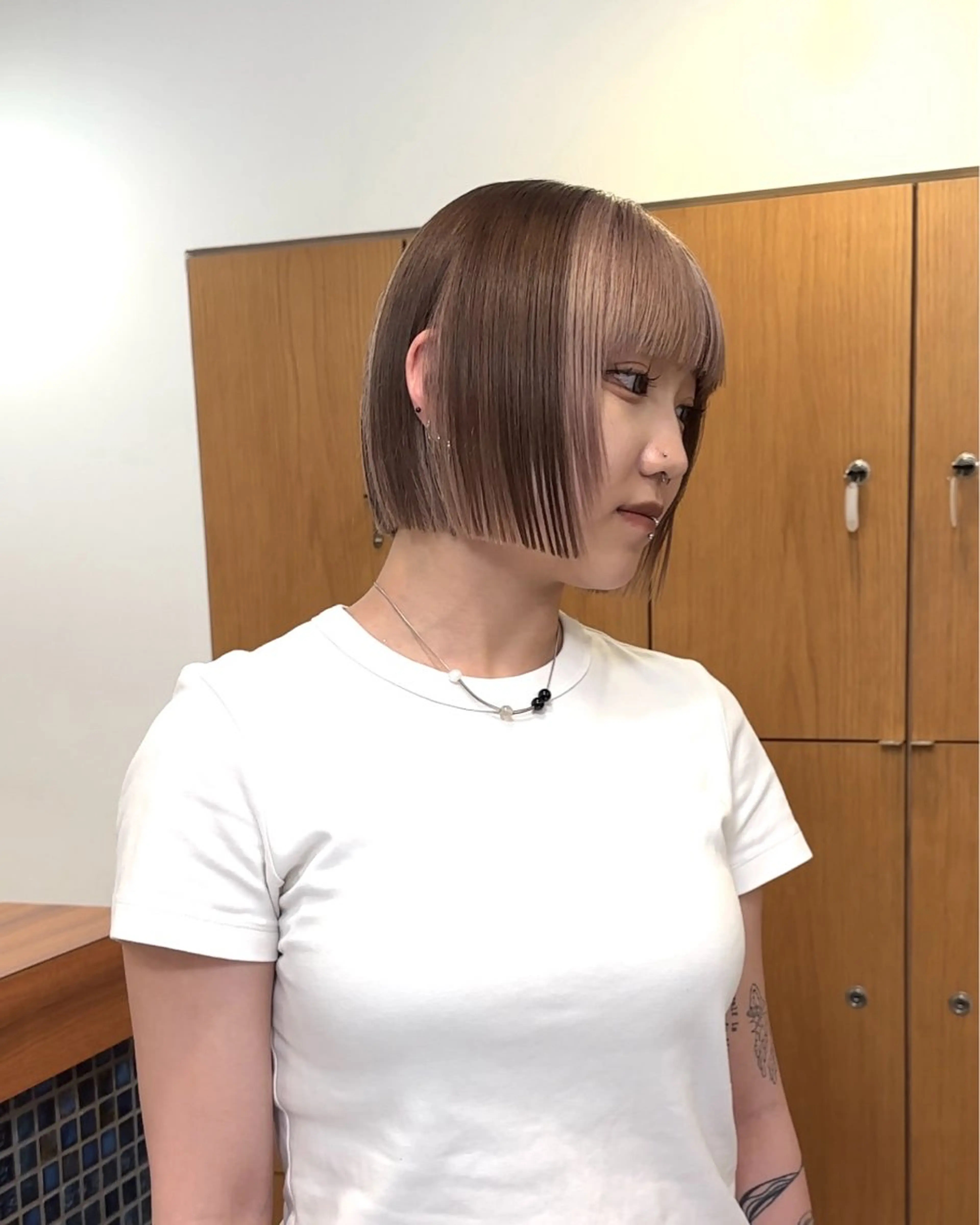 ショート カラー ボブ カット ヘアカラー リンダ所属・ベージュ/ボブ /縮毛矯正/スズキのヘアスタイル