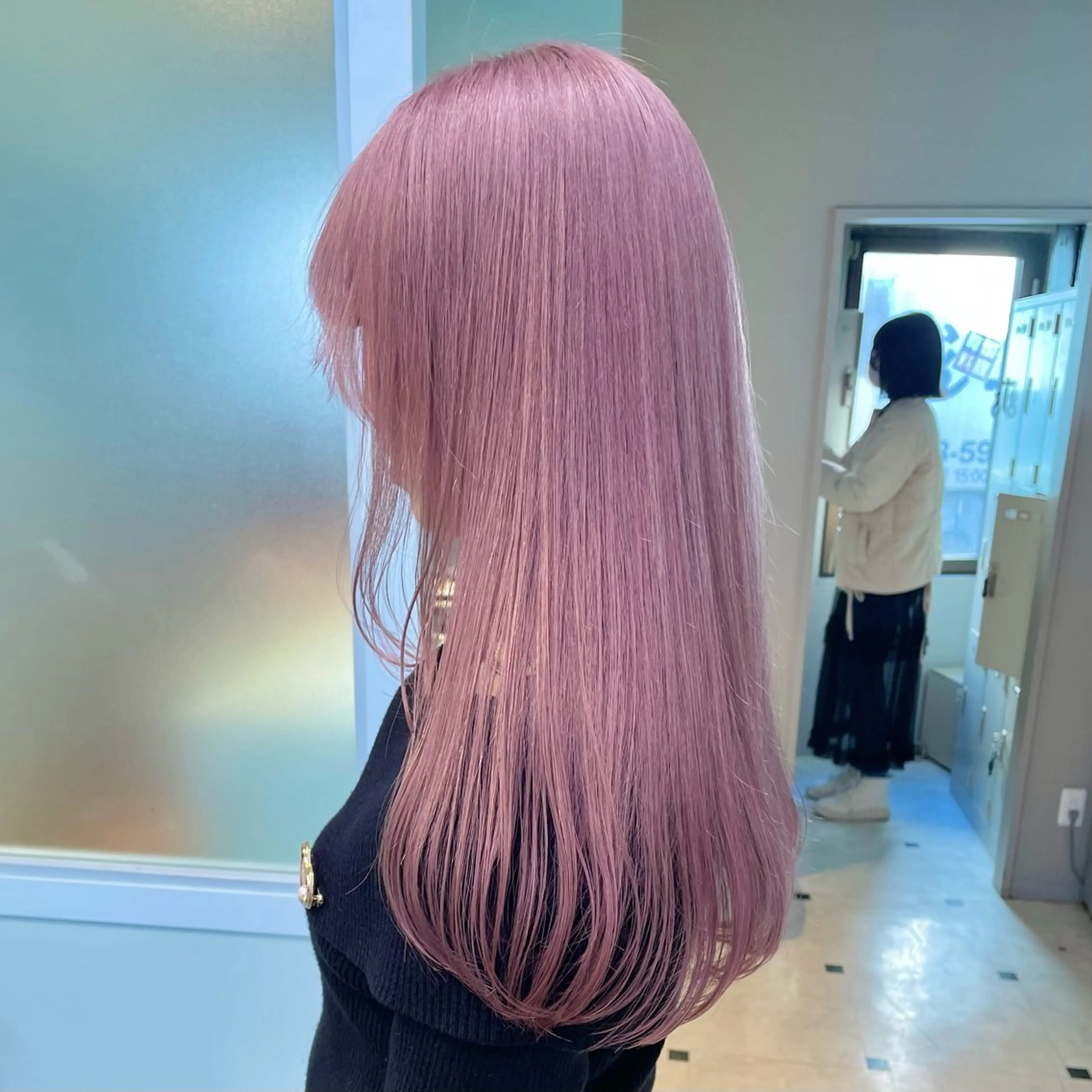 ロング カラー ヘアカラー トリートメント ヘアセット モテガーリー🎀ピン クヘア/SHIONEのヘアスタイル