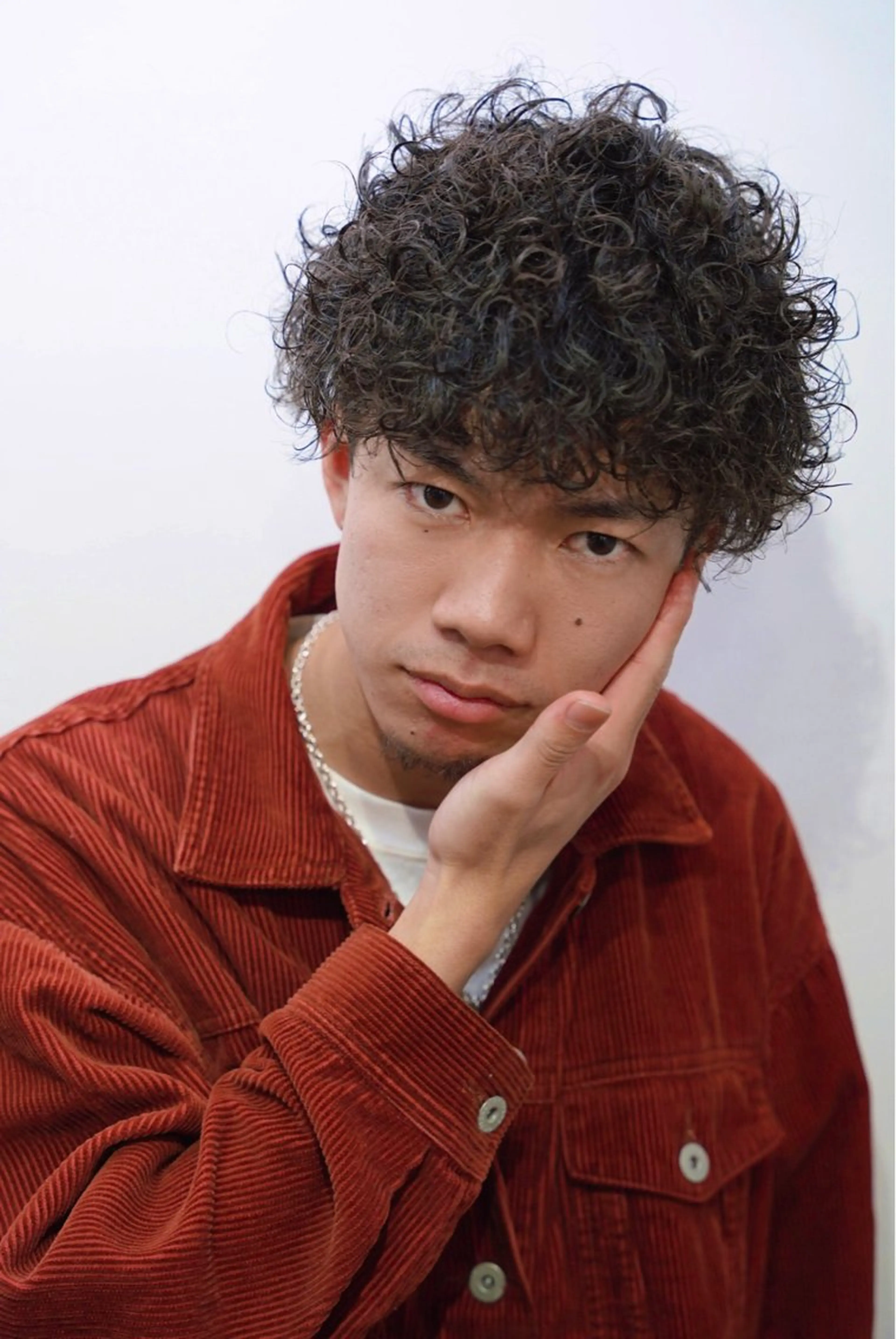 ミディアム パーマ メンズ 津田 祐岐のヘアスタイル