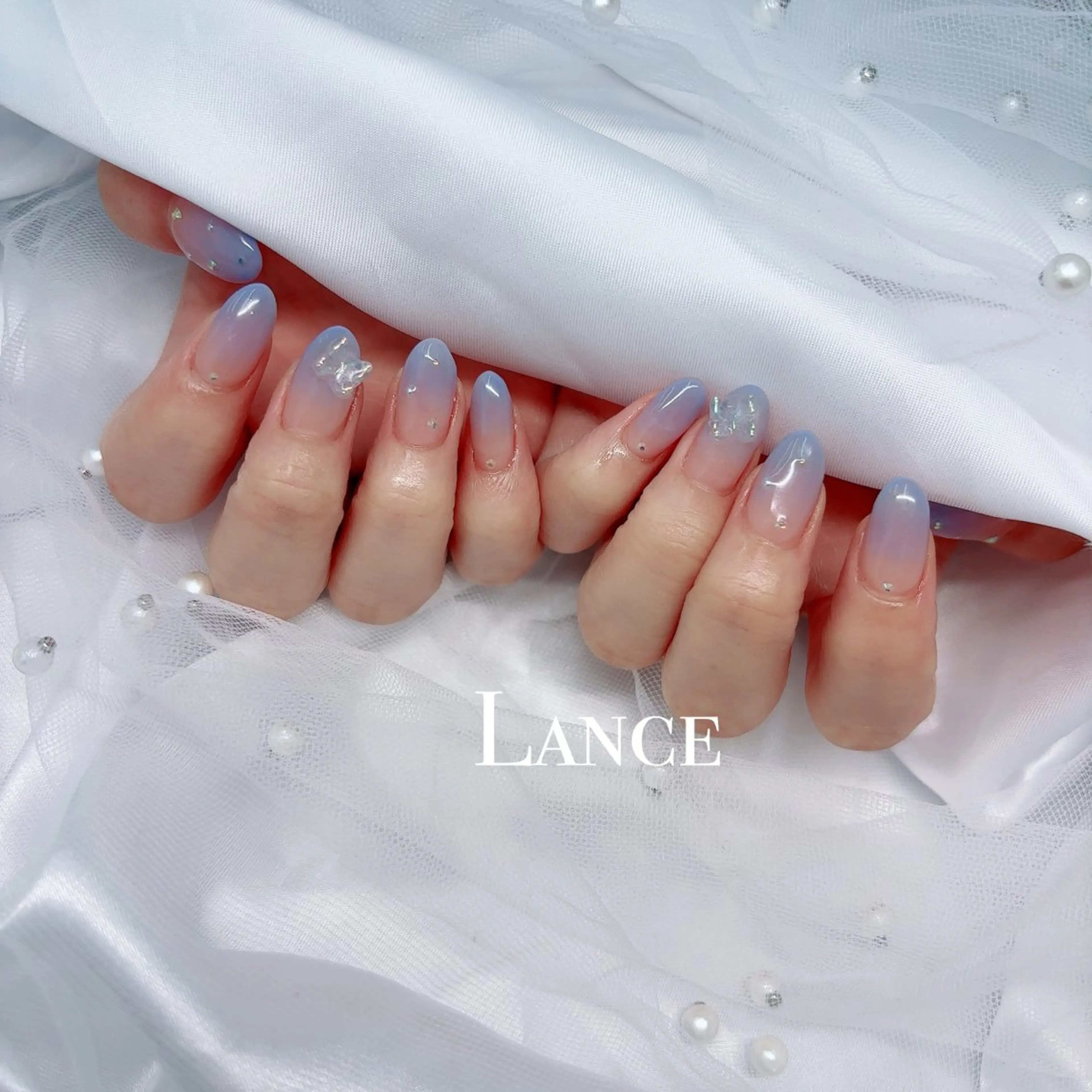 ネイル オーロラネイル フットネイル 氷ネイル・うるうるネイル キラキラネイル 韓国ネイル ハンドネイル Lance nailのネイルデザイン