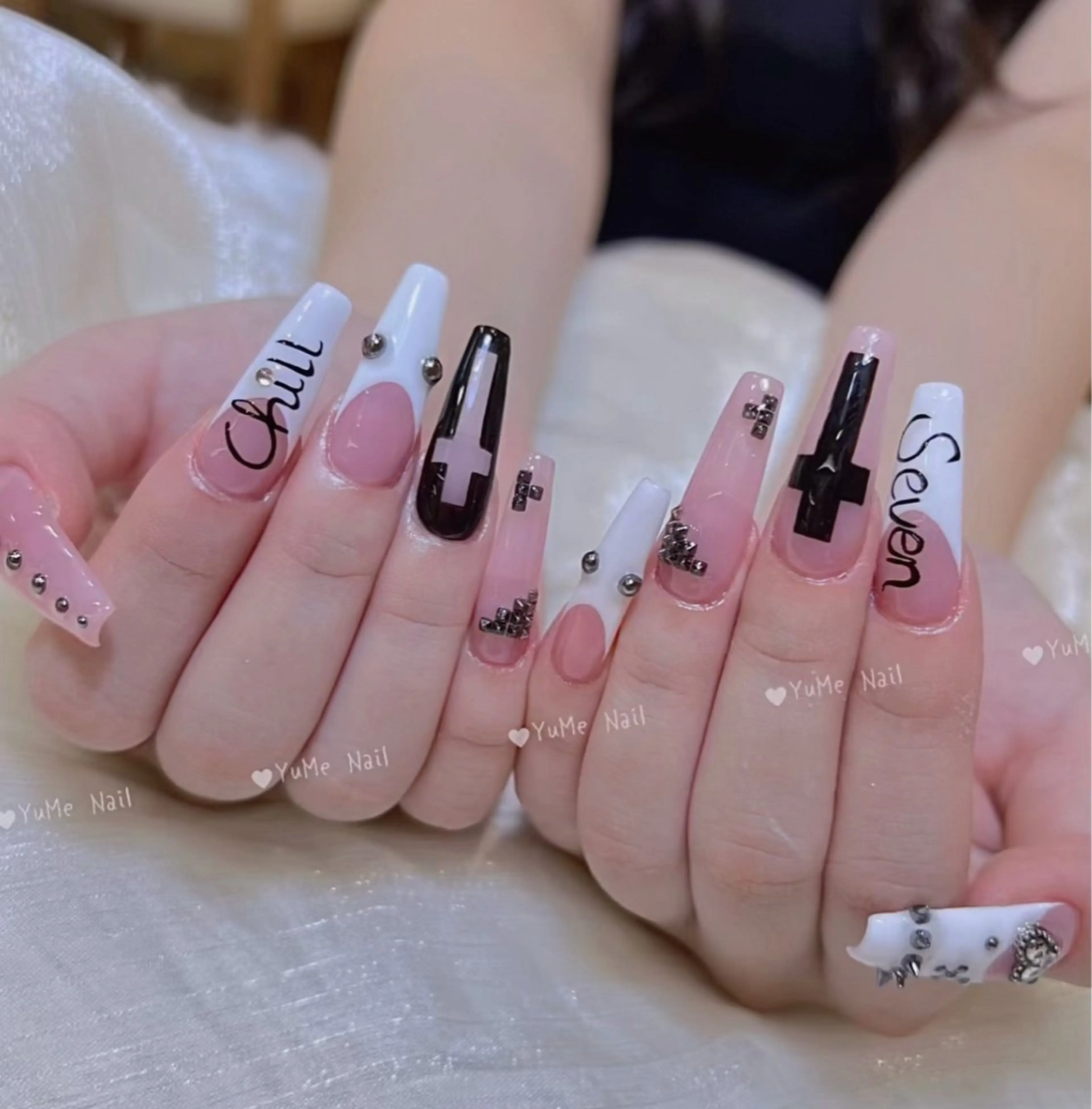ミディアム YUME Nail Beauty所属・YUME NAILのネイルデザイン