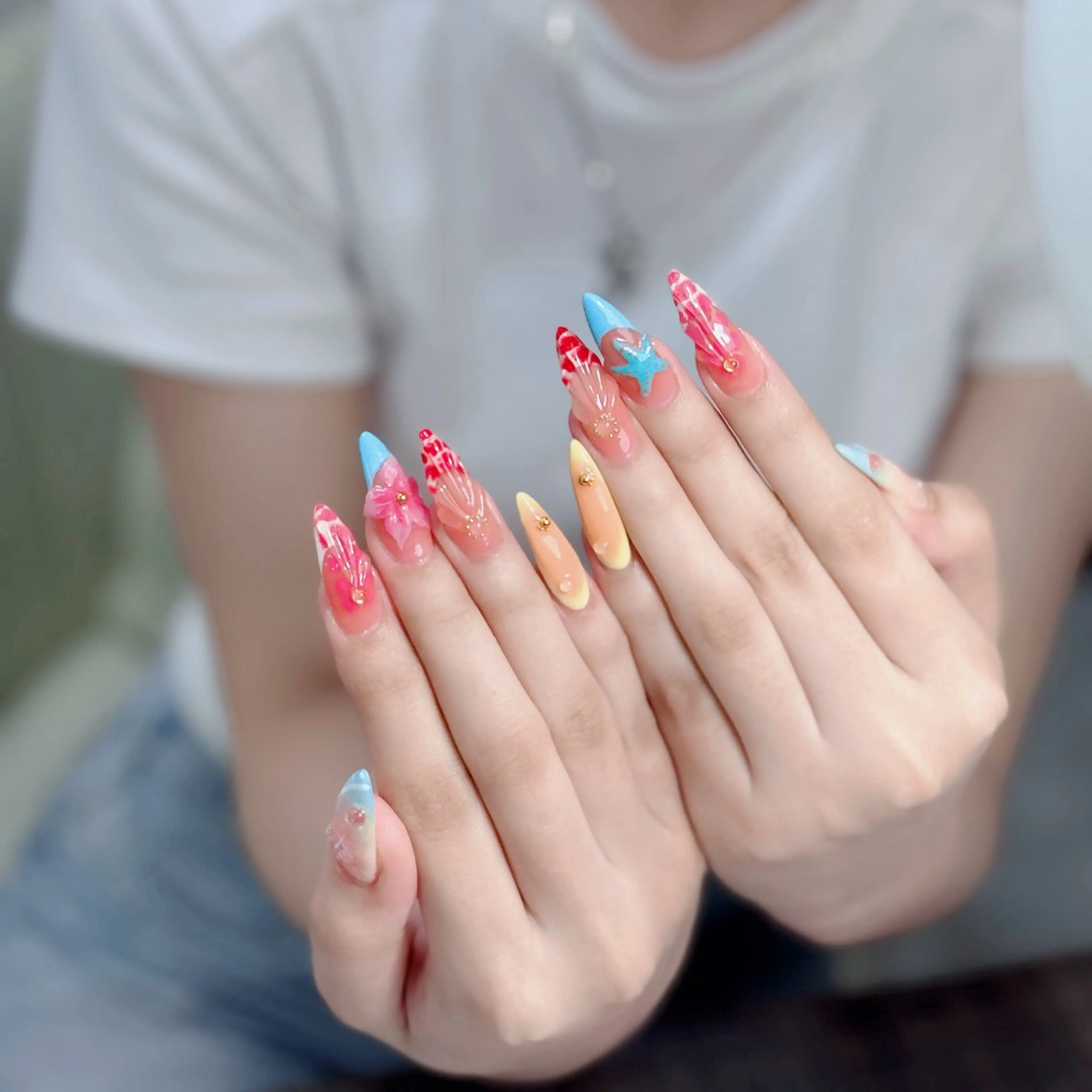 ネイル ジェルネイル 韓国ネイル マグネットネイル ネイルチップ 冬ネイル ハンドネイル Lenie Nailのネイルデザイン