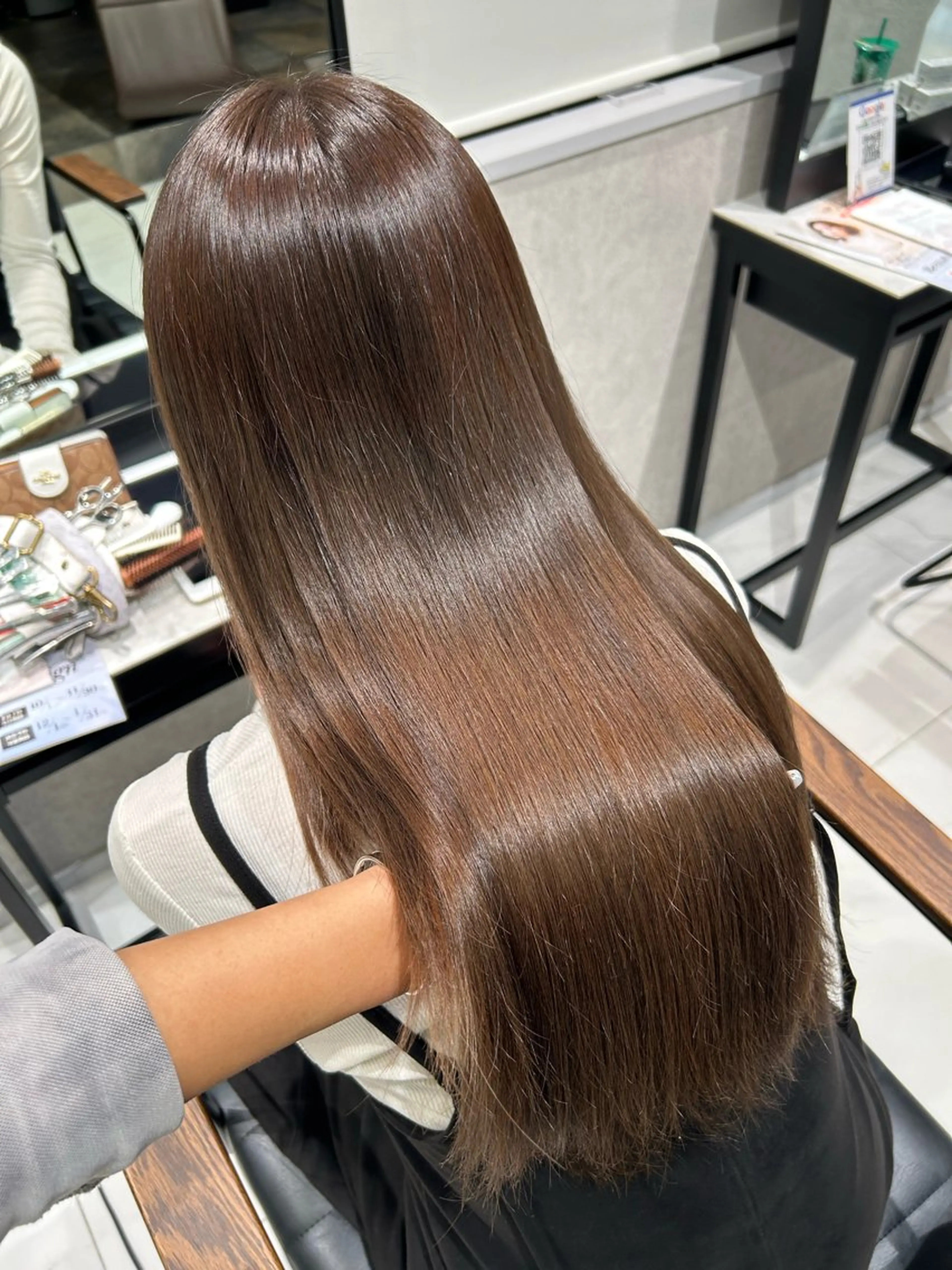 カラー ベージュカラー オリーブベージュ ヘアカラー トリートメント 透明感カラー🩵 束感まつげ🪼海月のヘアスタイル