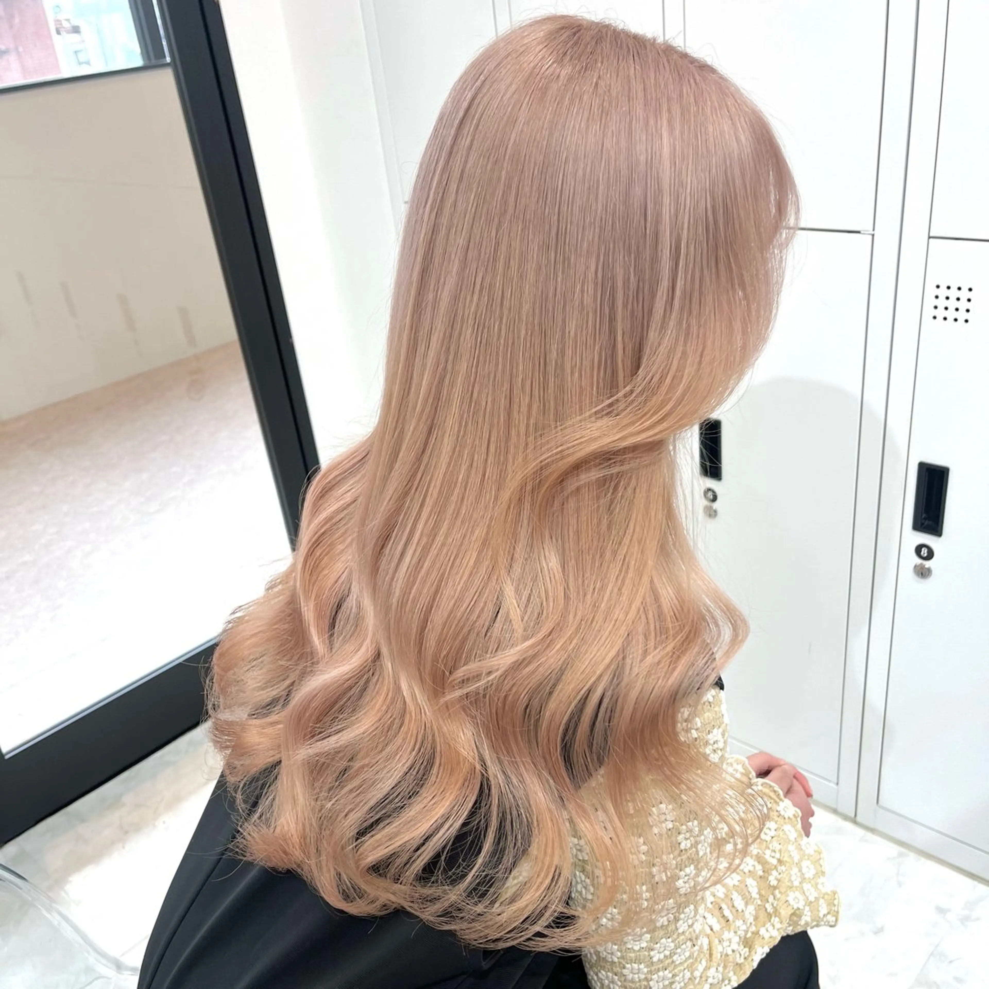 セミロング カラー パーマ ヘアアレンジ メンズ キッズ ハイトーン/ピンク 💗モモ໒꒱のヘアスタイル