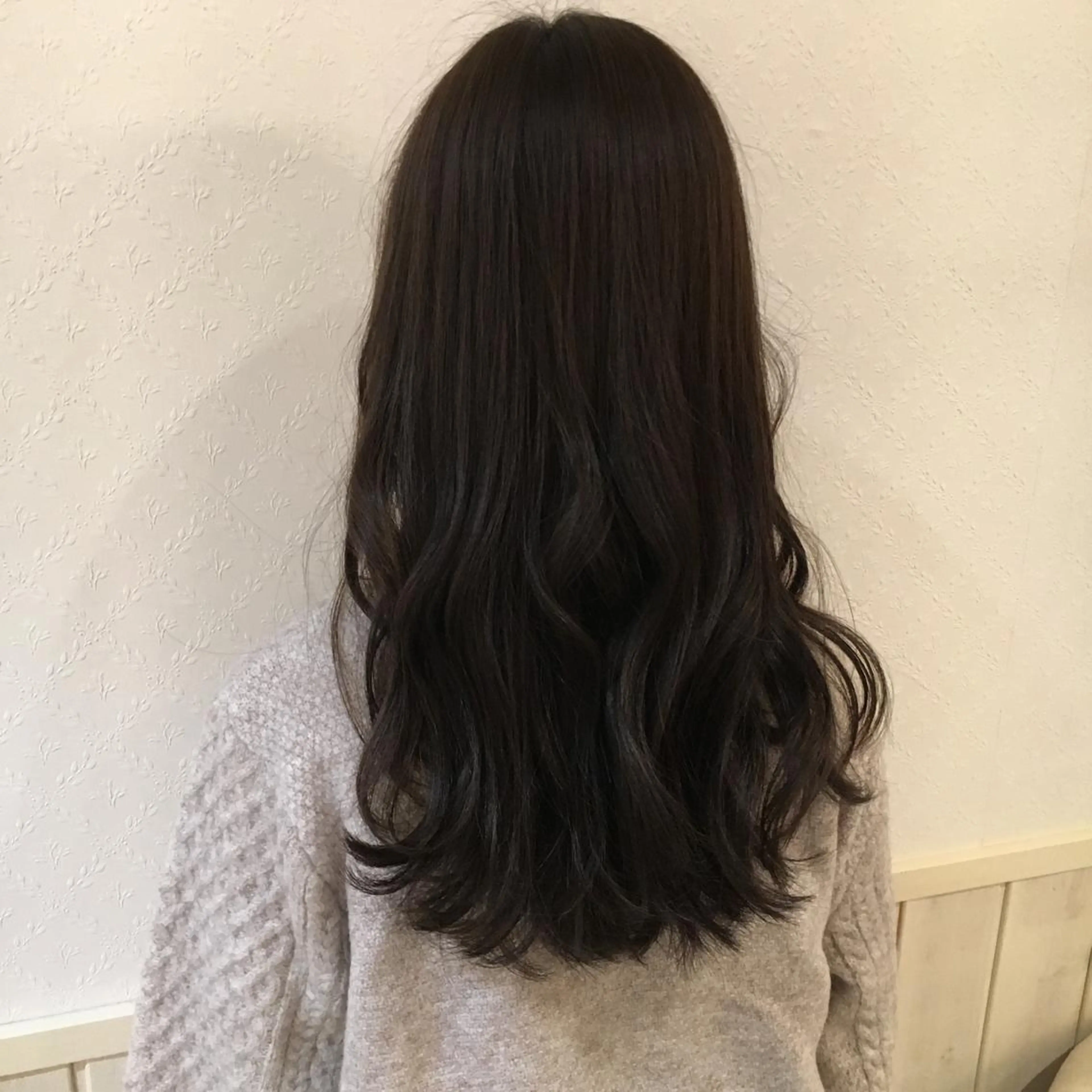 ロング カラー 宮内 真乃のヘアスタイル