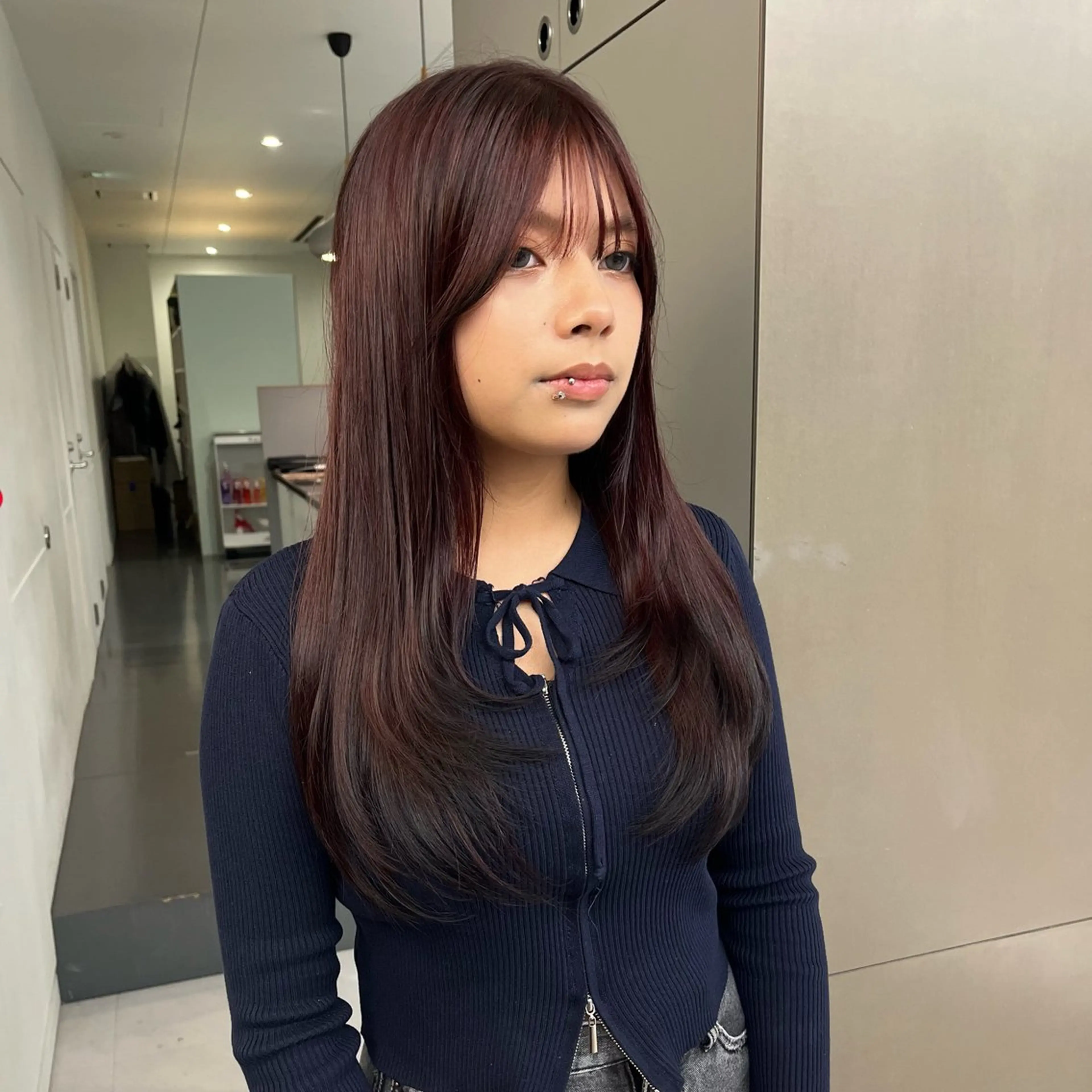 セミロング カラー ベージュカラー ブリーチ 透明感カラー ダブルカラー ヘアカラー トリートメント ブリーチ/レイヤー 🌻Mutsumiのヘアスタイル