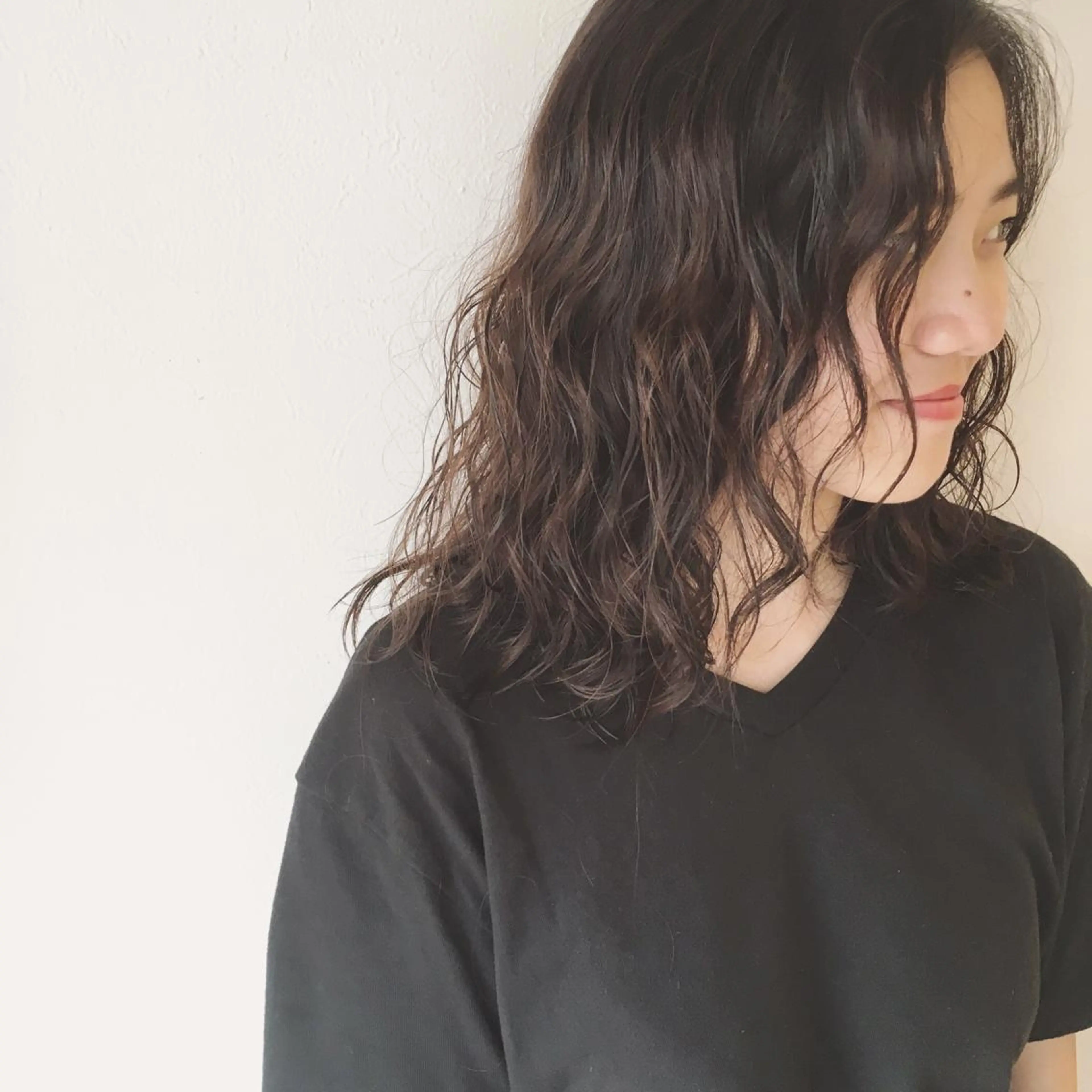 ミディアム セミロング ミディアムパーマ セミロングパーマ yuki hair所属・yuki watanabeのヘアスタイル