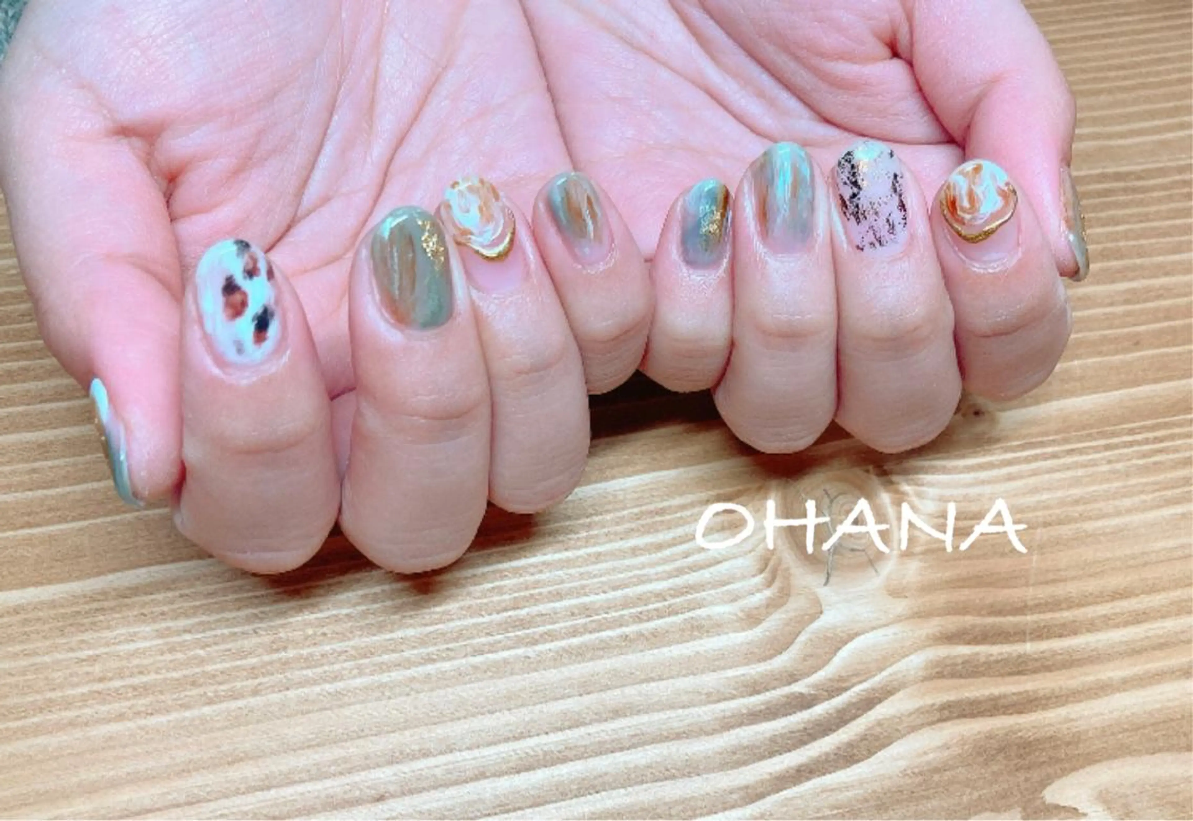 ネイル アートネイル べっ甲ネイル フットネイル マグネットネイル ミラーネイル nailroom OHANA所属・nailroom OHANA🌴のネイルデザイン