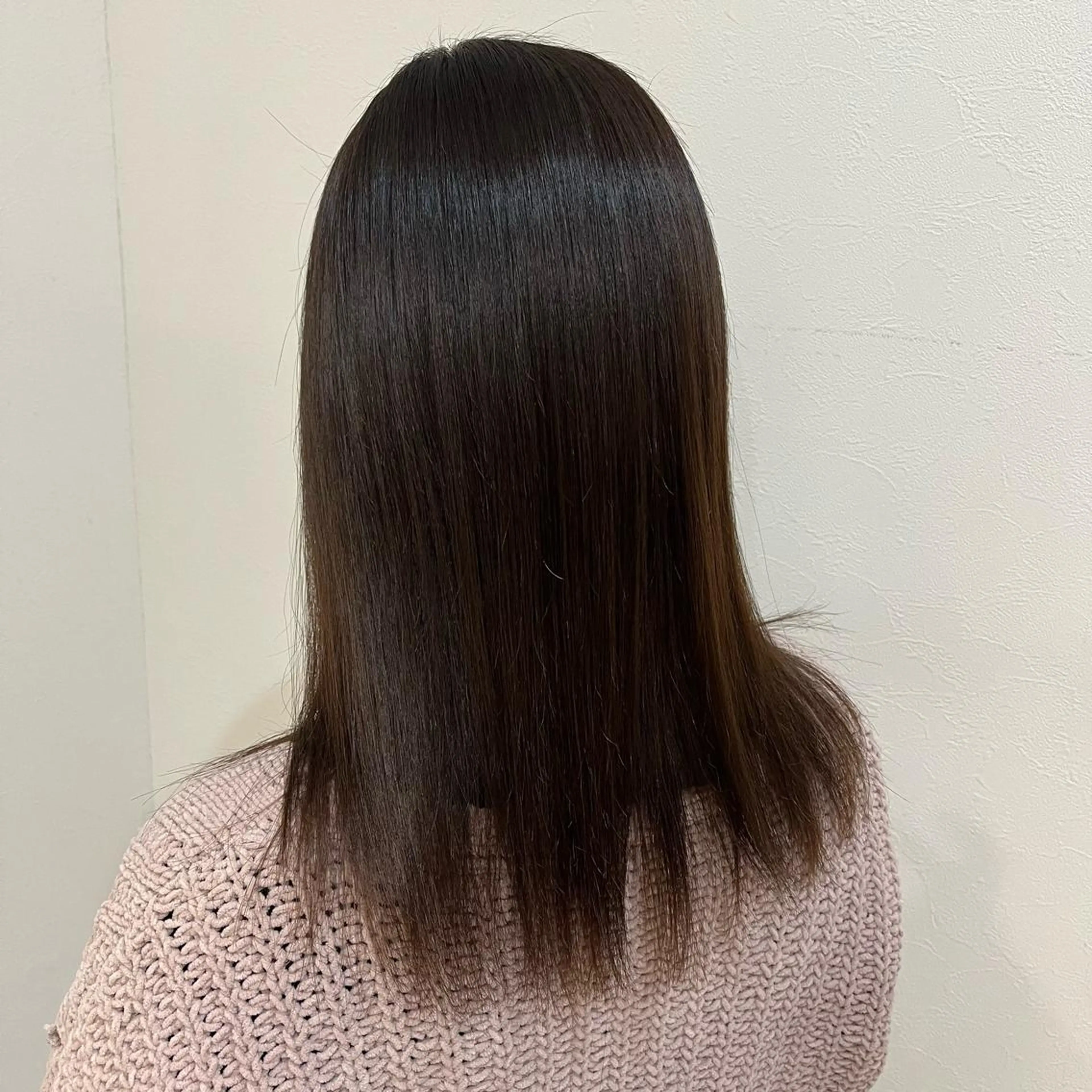 ミディアム カット ヘアカラー 西垣 佳苗のヘアスタイル