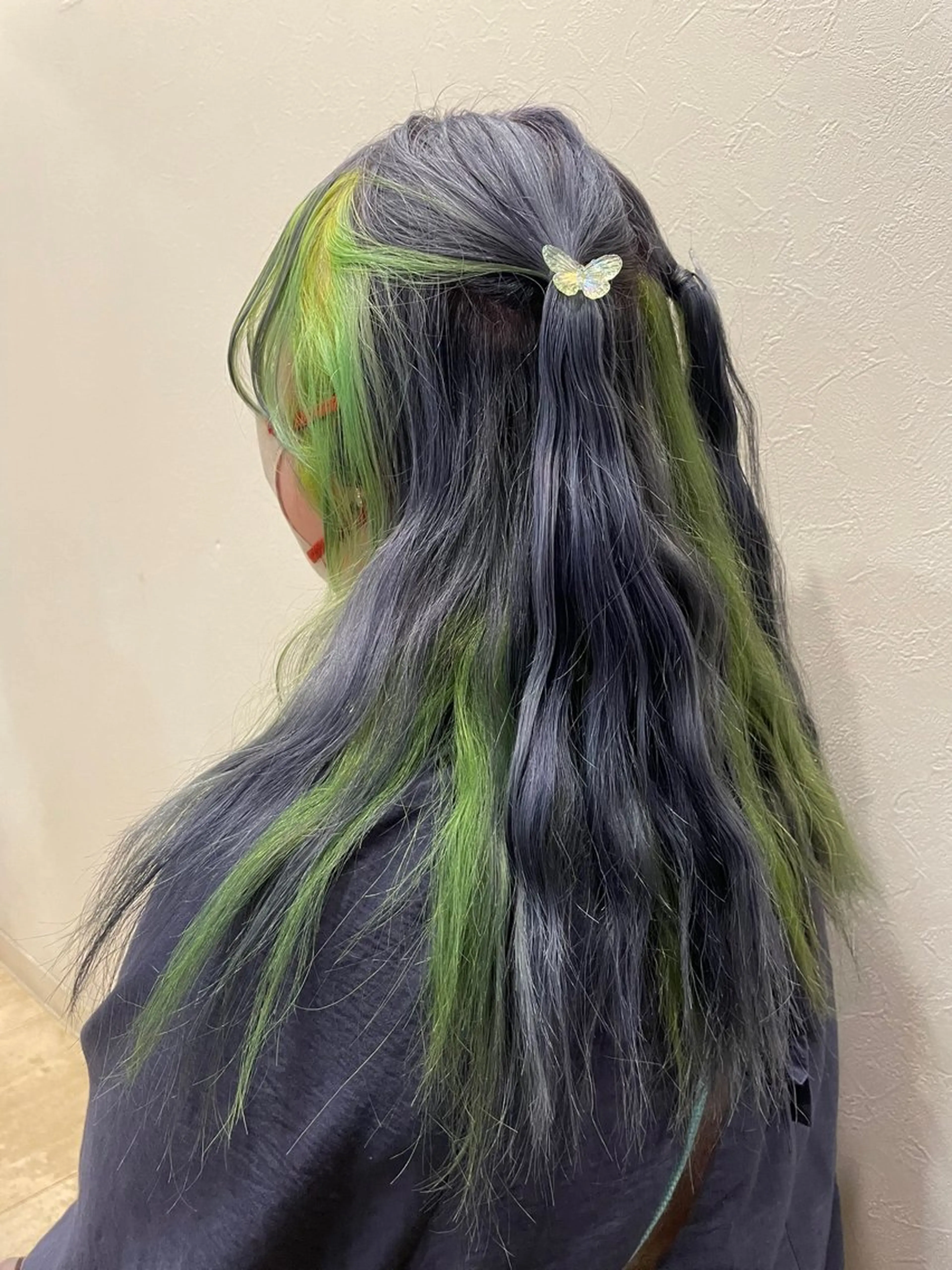 カラー ミストバング ブリーチ  フェイスフレーミング インナーカラー 落合 ちりのヘアスタイル