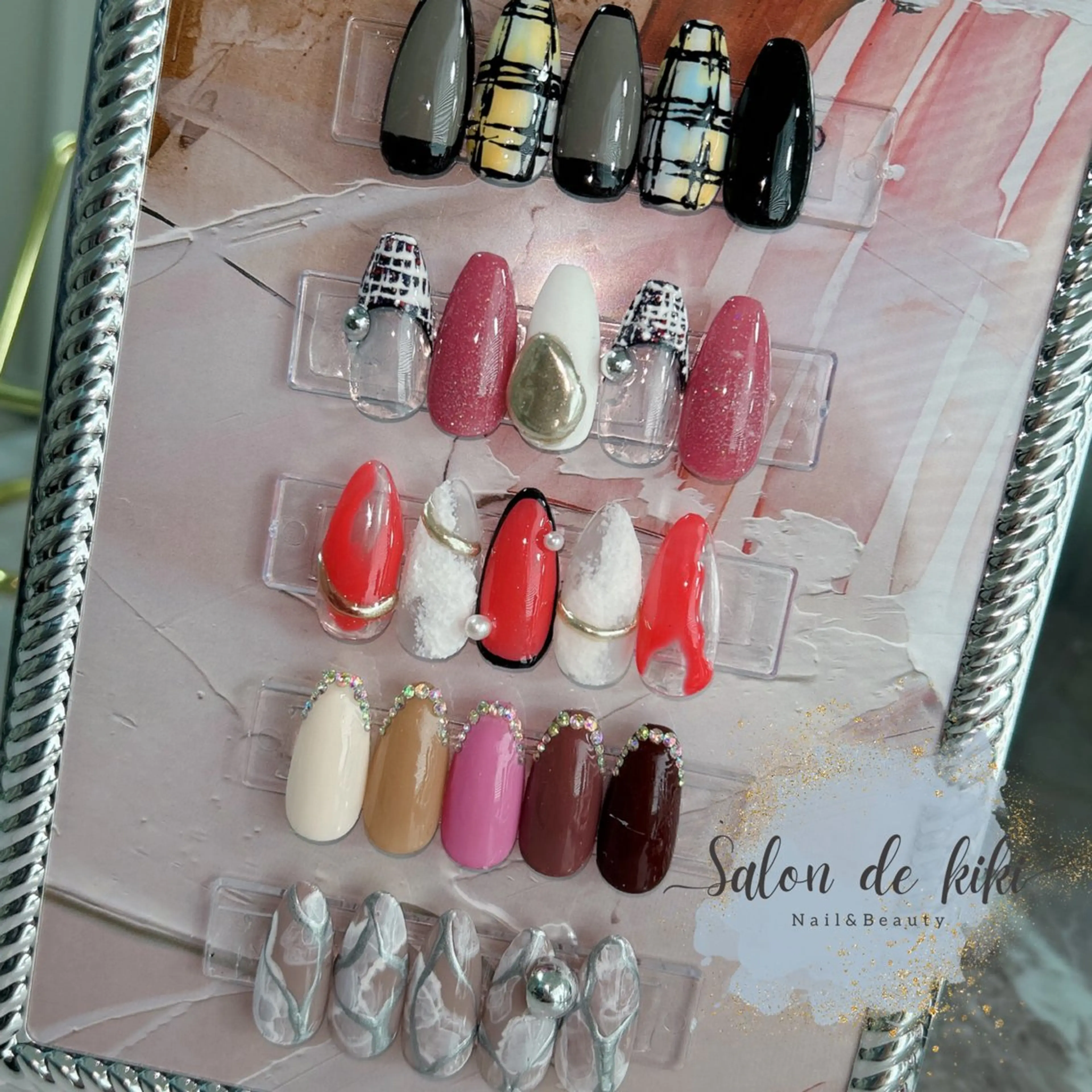 ネイル Salon de kiki所属・Salonde kikiのネイルデザイン