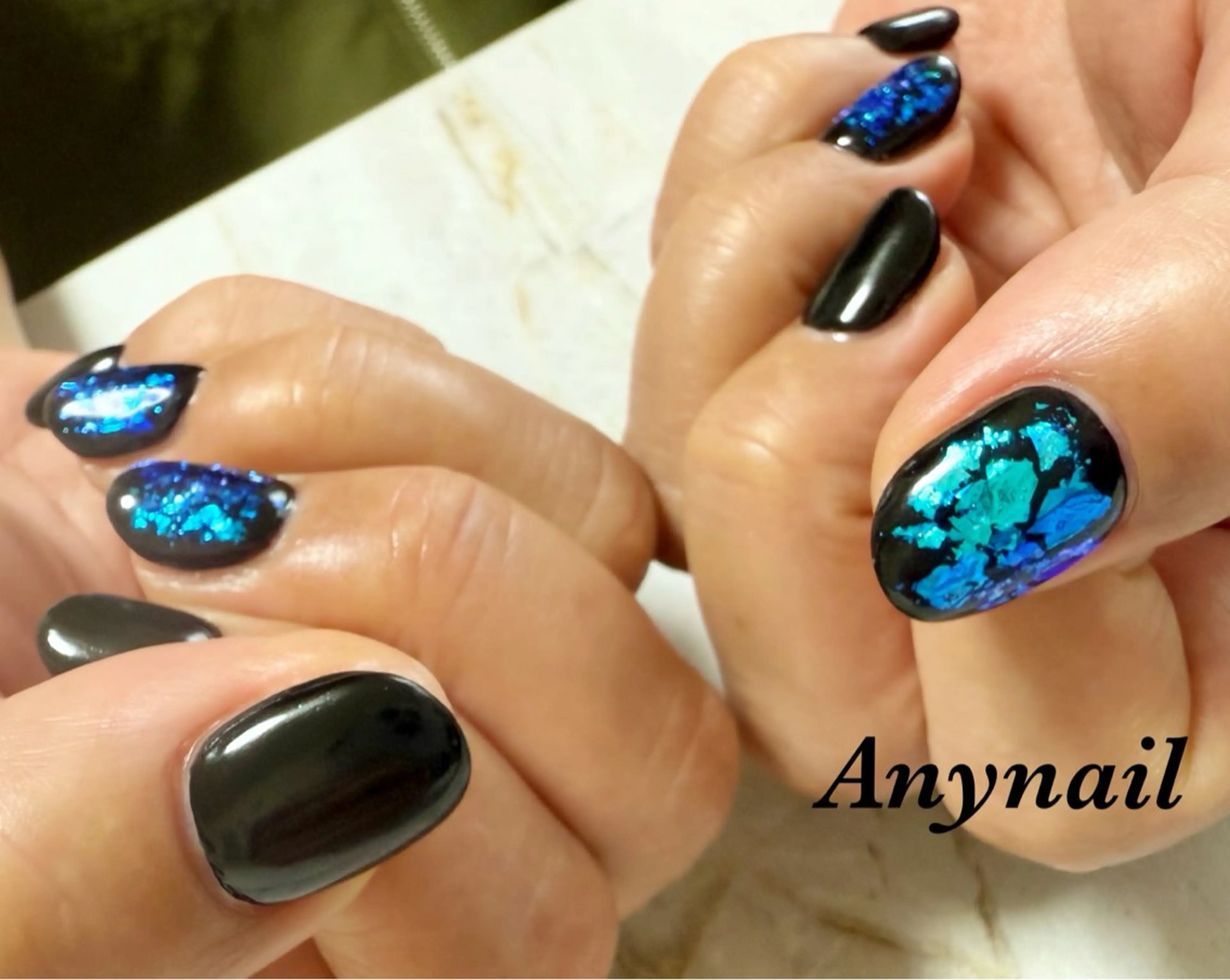 ネイル オーロラネイル ブルー 冬ネイル 岩澤 恵子のネイルデザイン