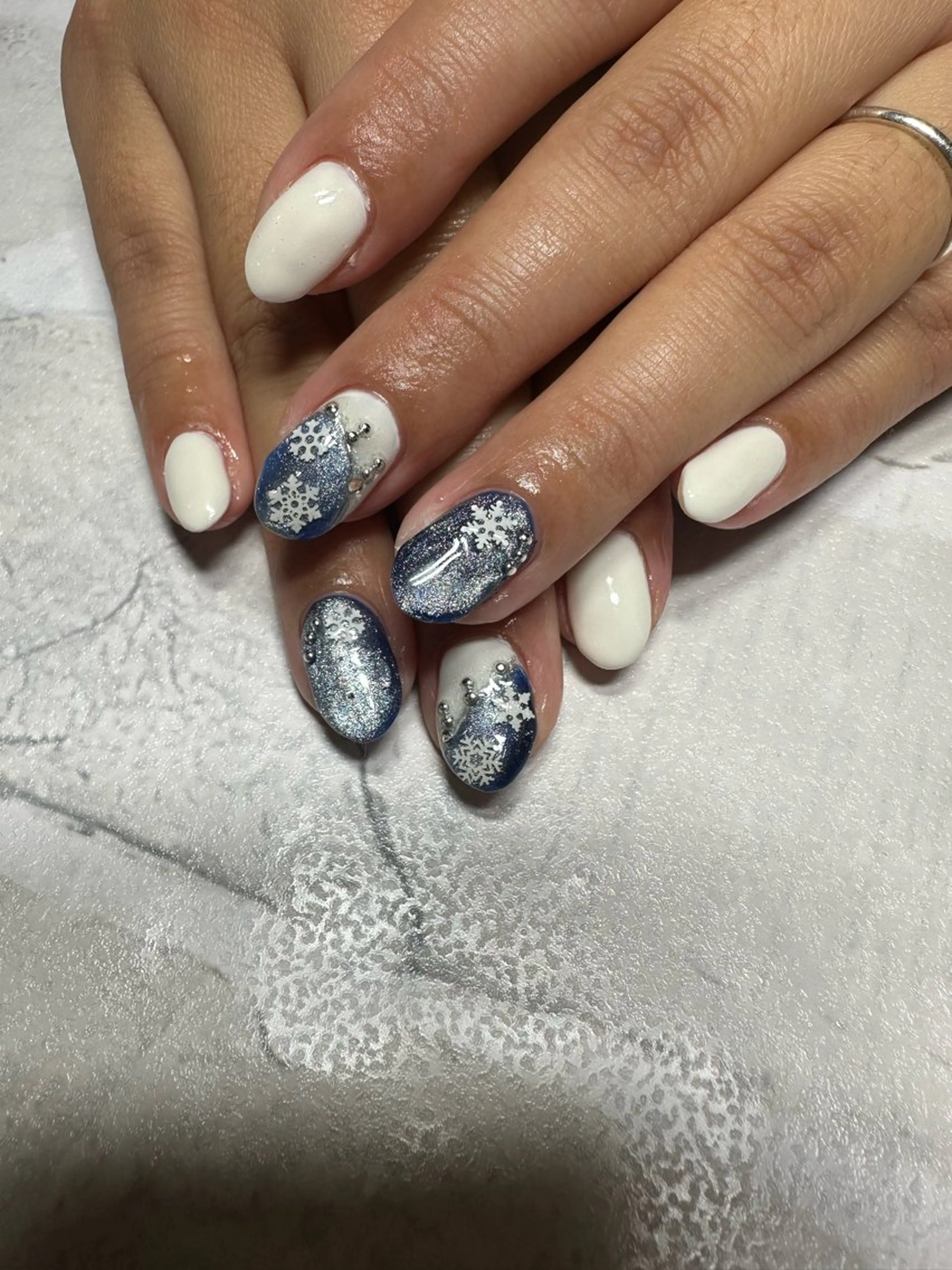 ネイル e.nail所属・🍎吉田 恵里🍎のネイルデザイン