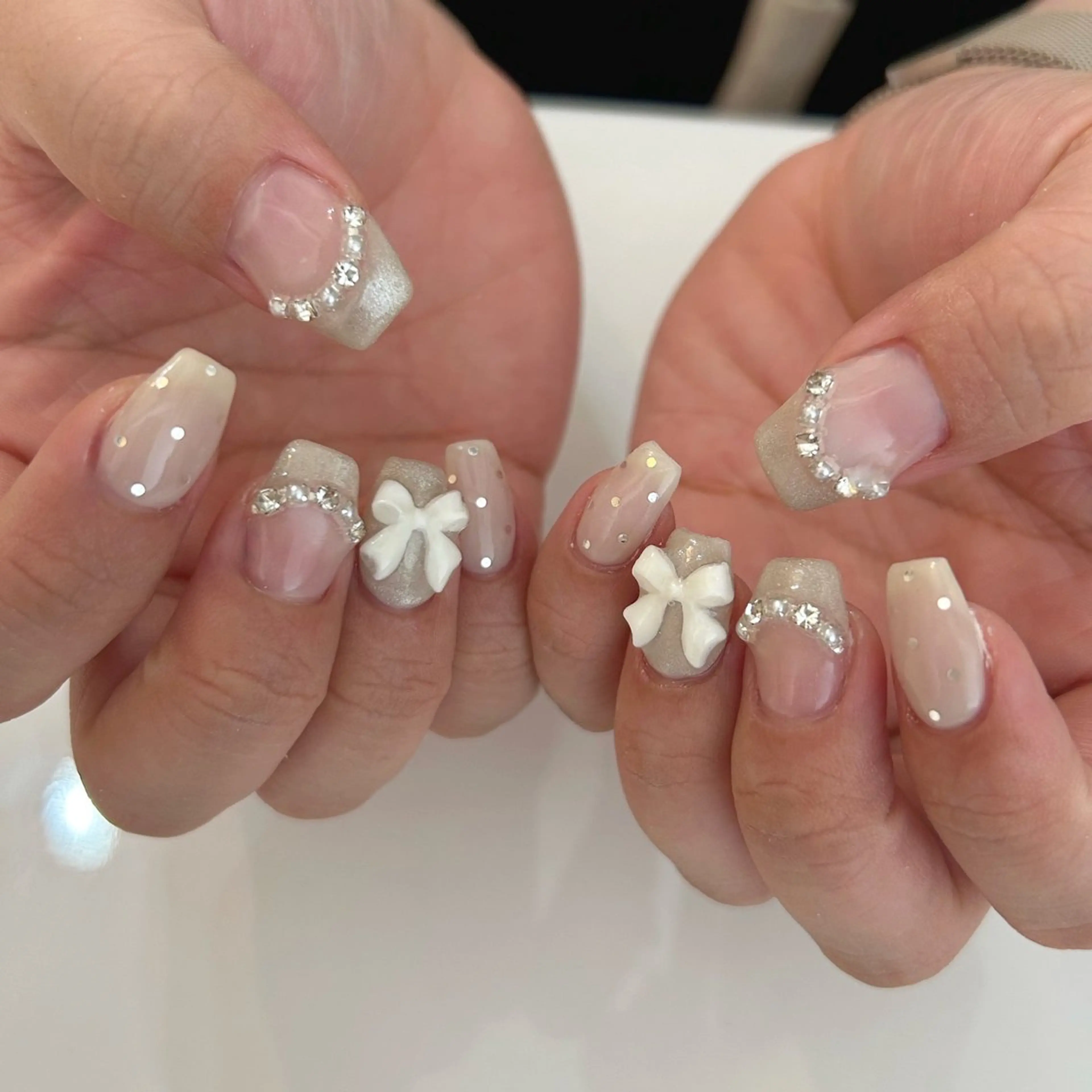 ネイル ハンドネイル ViViA momokaのネイルデザイン