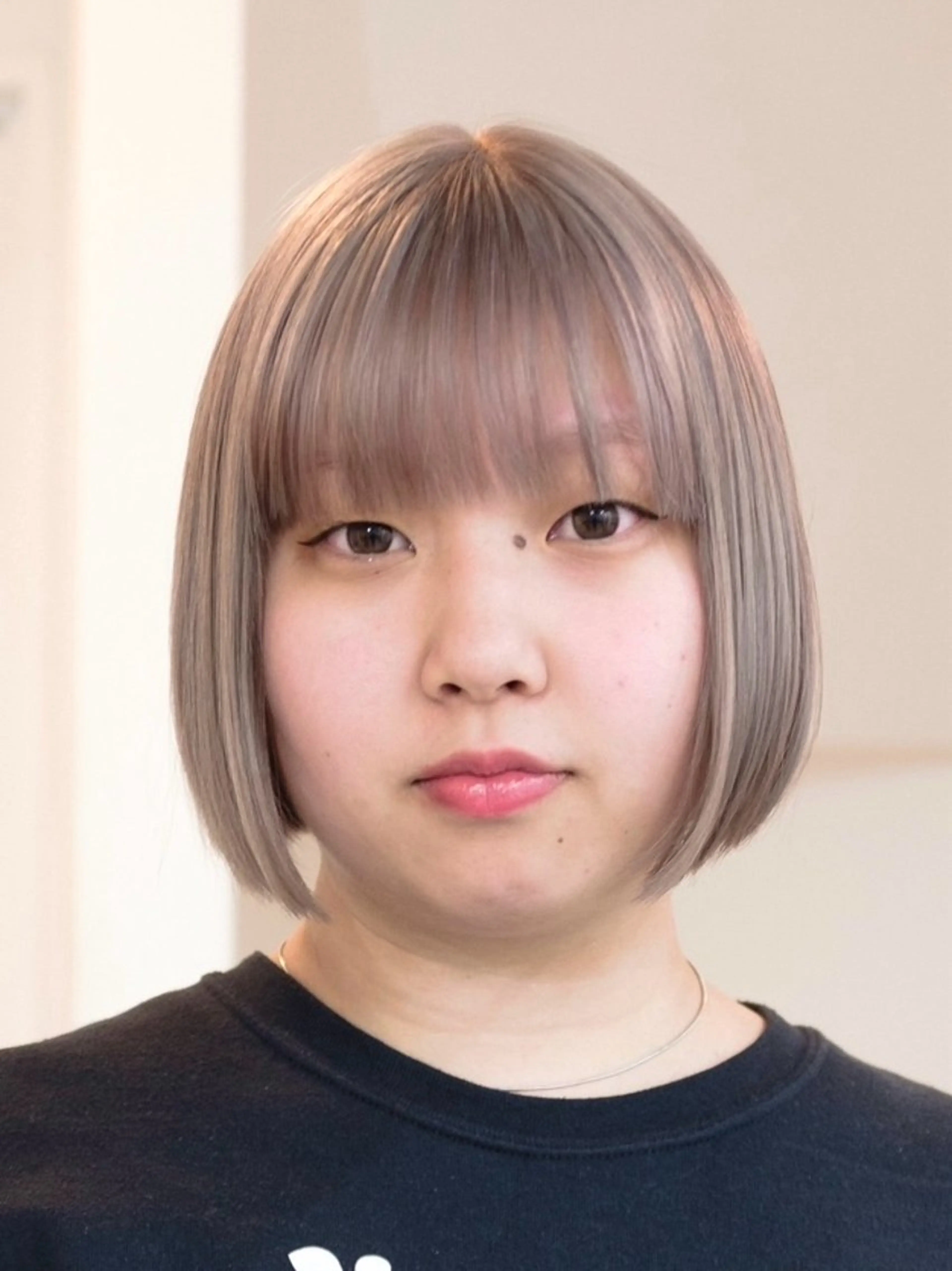 ショート カラー ヘアアレンジ カット ヘアカラー トリートメント HAIR SALON fuugaせんげん台店所属・ハイトーン/デザイン カラー/あおいのヘアスタイル