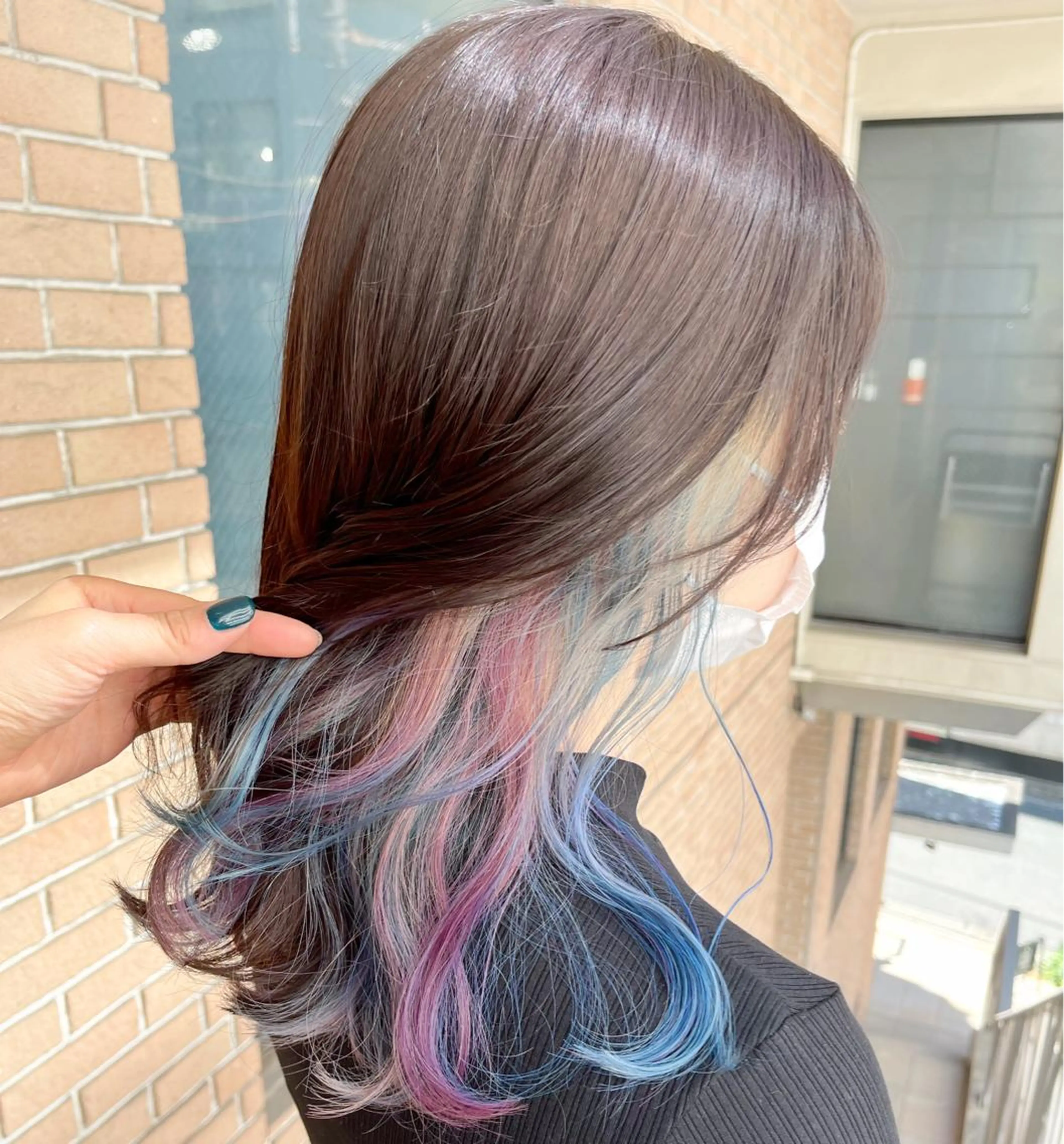 セミロング カラー ブリーチ デザインカラー ヘアカラー ピンクカラー🩷 ヘアセットＮＯ.1のヘアスタイル